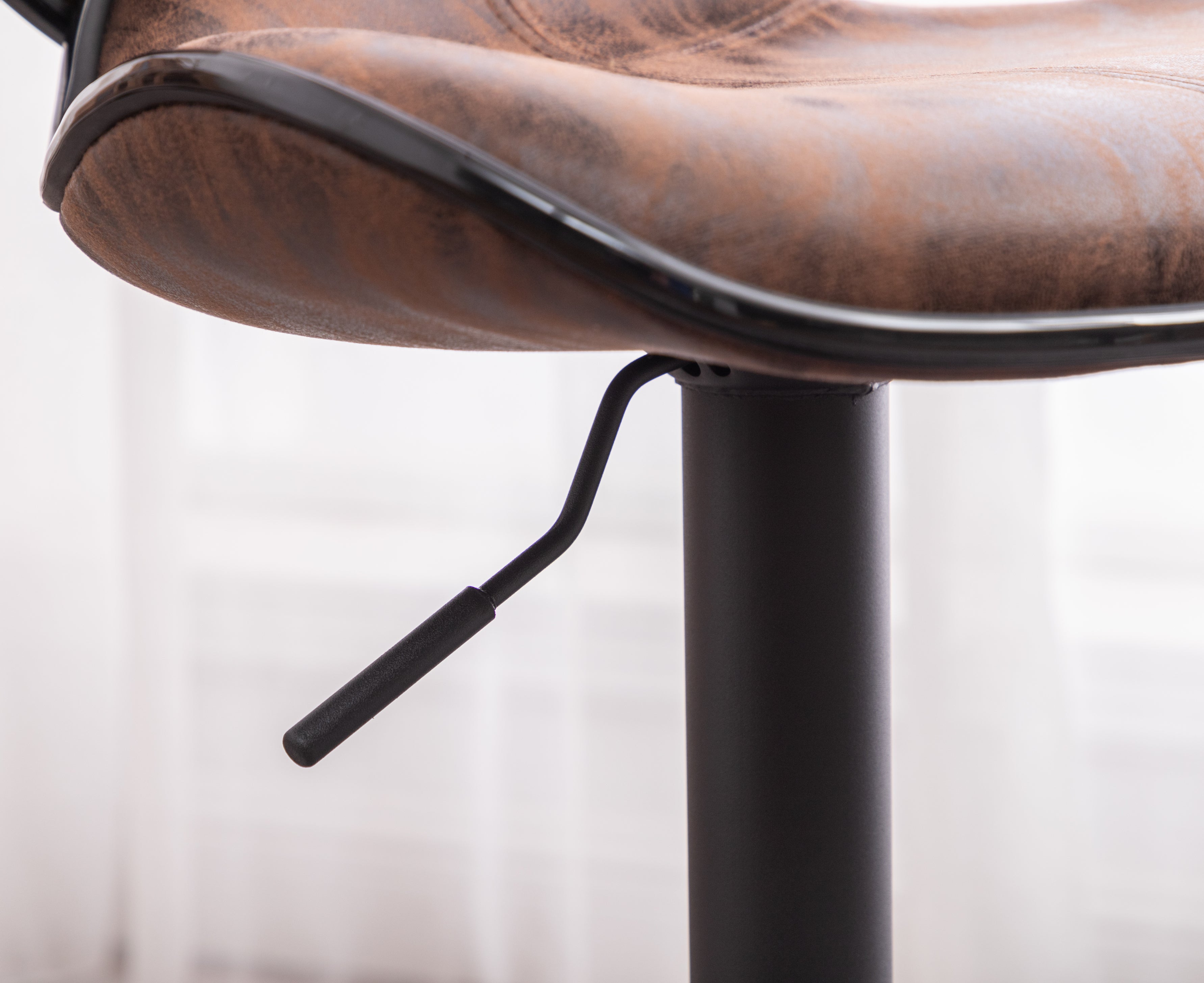 Roundhill Furniture Masaccio Upholstered Adjustable Swivel Bar Stool with Chrome Base - Set of 2, Weathered Brown - Perfect for Kitchen Islands, Home Bars & Breakfast Nooks