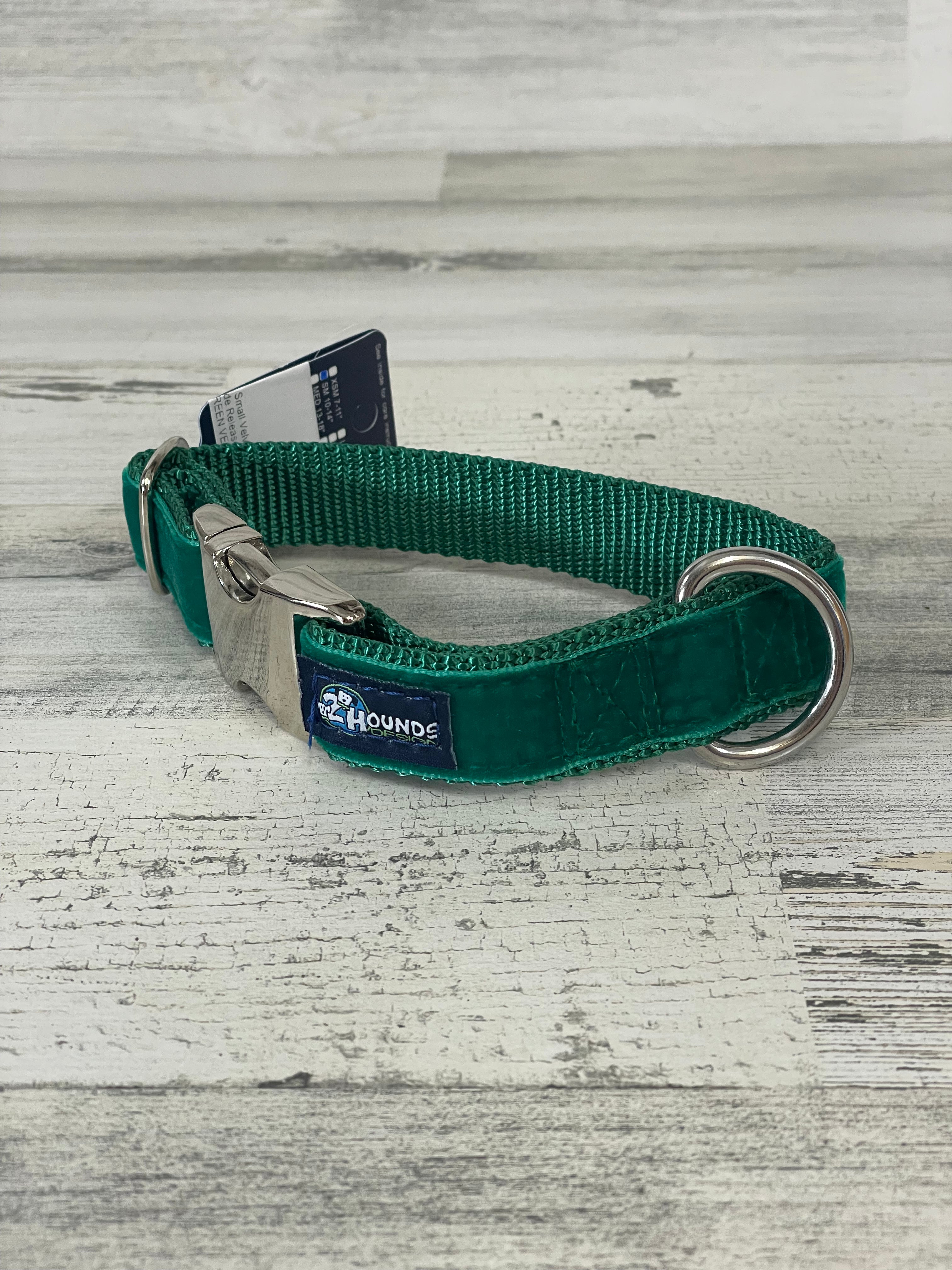 Kelly Green Velvet Dog Collar for Small Dogs - Adjustable Soft Padded Pet Collar with D-Ring for Leash - Perfect for Daily Walks, Training & Fashion Accessories