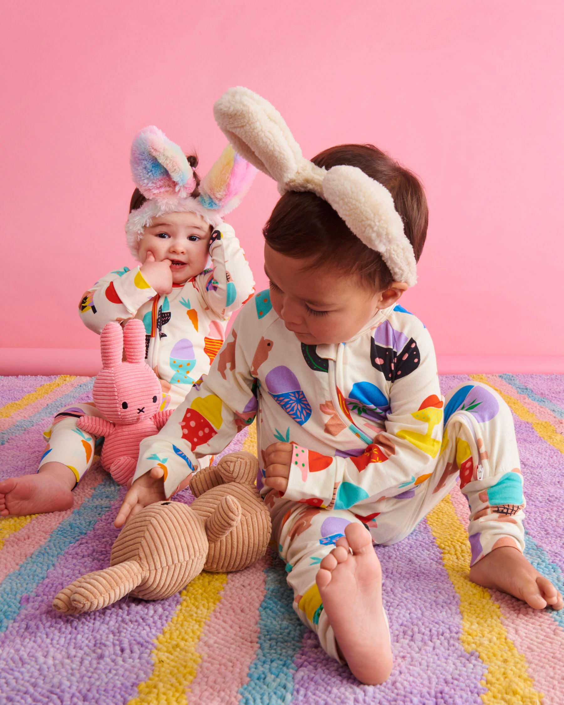 Organic White Long Sleeve Zip Romper for Baby Boys & Girls - Soft Cotton Jumpsuit with Zipper Closure - Perfect for Playtime, Photoshoots & Special Occasions