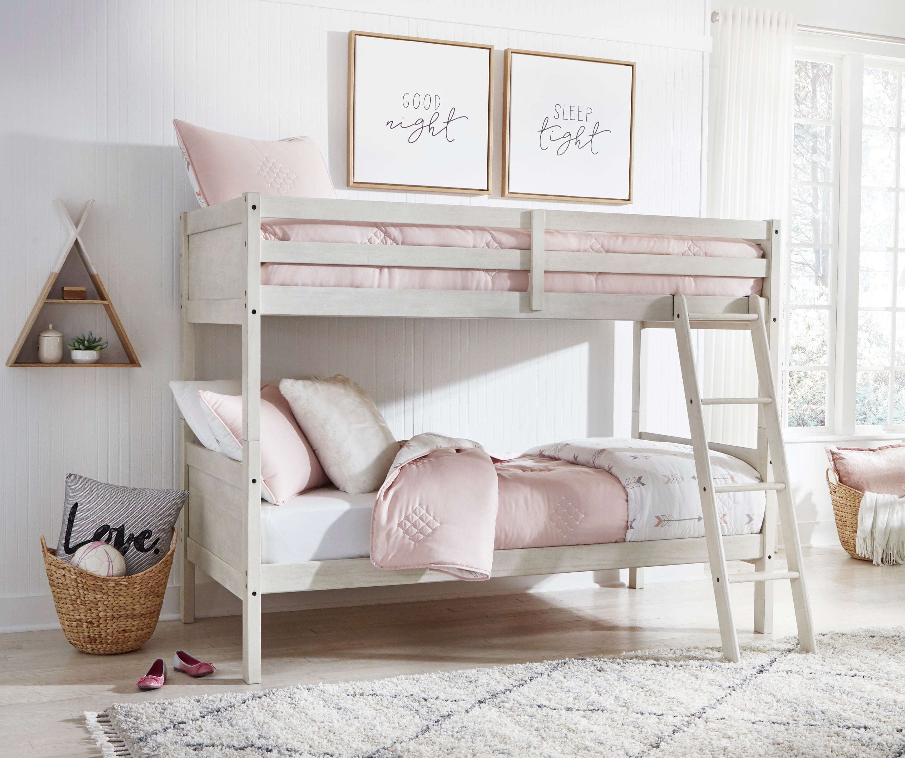 Robin Twin Over Twin Bunk Bed - Space-Saving Kids Bunk Bed for Siblings or Sleepovers - Perfect for Small Bedrooms, Guest Rooms & Vacation Homes