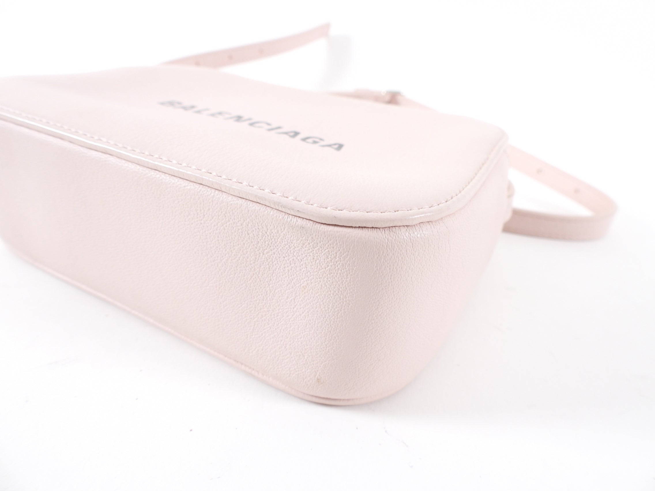 Balenciaga Light Pink Everyday XS Camera Bag - Stylish Crossbody Purse for Women | Perfect for Travel, Shopping & Daily Use