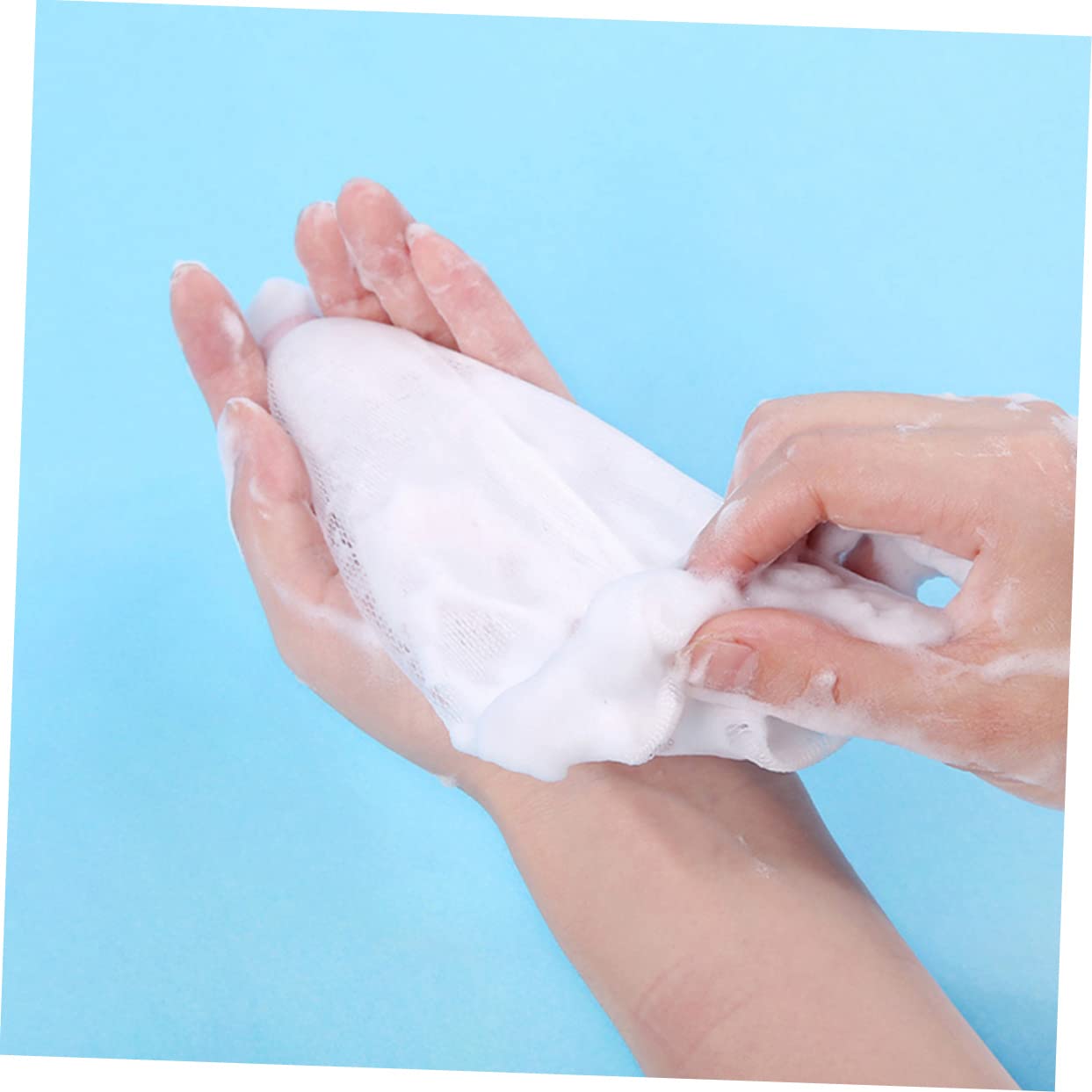 Angoily Soap Bar Bubble Maker - 4 Pack Skin Care Scrubber & Soap Saver with Hydrating Pouch | Gentle Exfoliating Face Scrubber & Soap Holder for Shower, Bath & Spa | White PP Foam Kit & Cleaning Towel Sponge