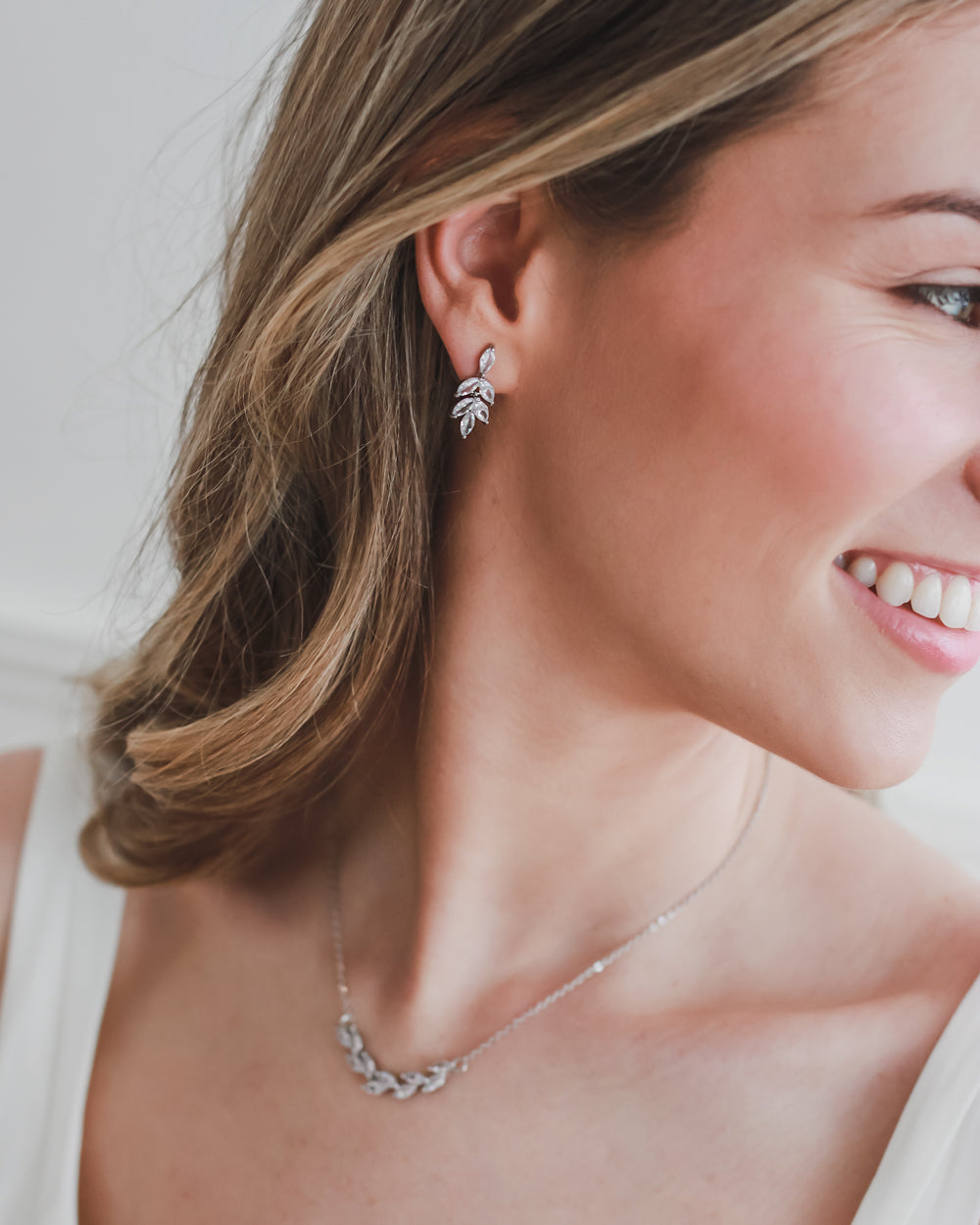 Elegant Trista Bridesmaid Jewelry Set - Necklace, Earrings & Bracelet for Weddings, Parties & Special Occasions