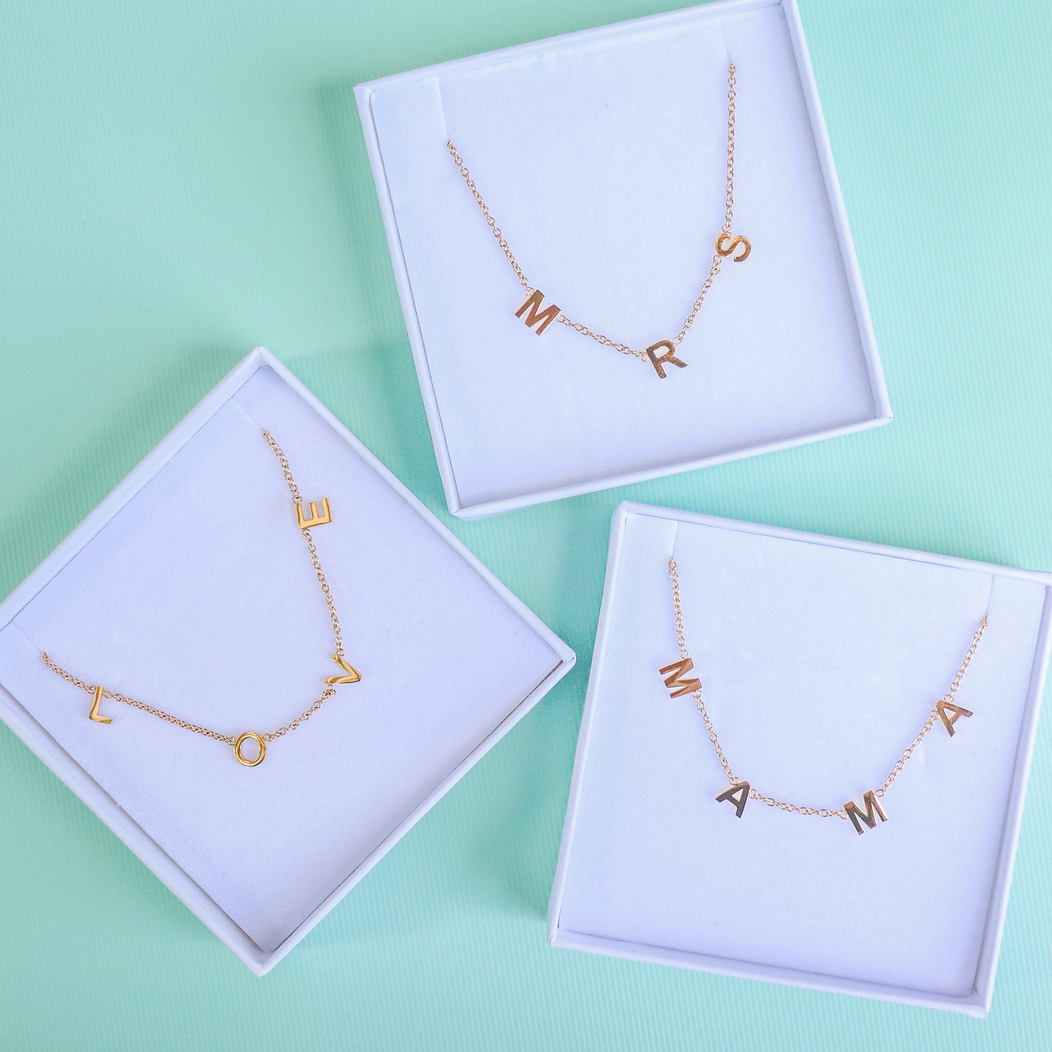 Personalized MRS Letter Necklace for Women - Elegant Gold & Silver Initial Pendant Jewelry Gift for Wife, Girlfriend, Mom | Perfect for Anniversaries, Weddings, Valentine's Day & Special Occasions
