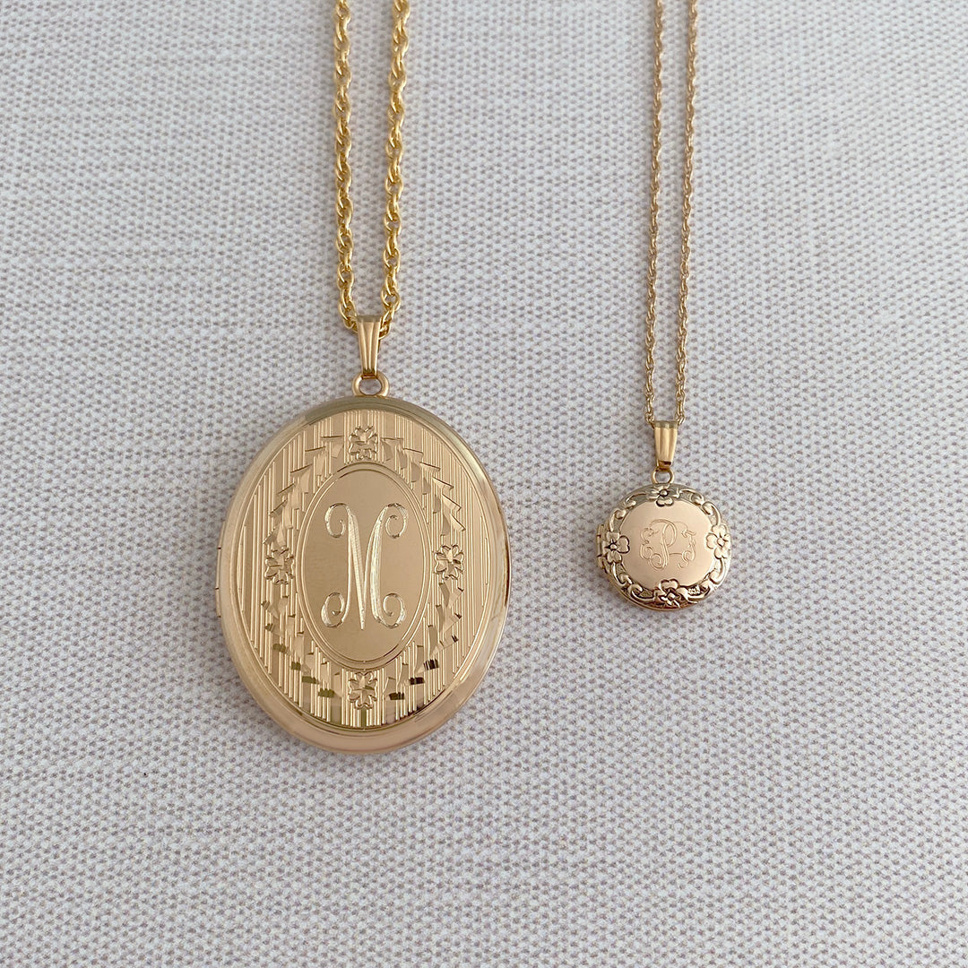 14K Gold Filled Floral Signet 30x38mm Oval Locket Necklace for Women - Elegant Vintage Pendant Jewelry Gift for Birthday, Anniversary & Special Occasions