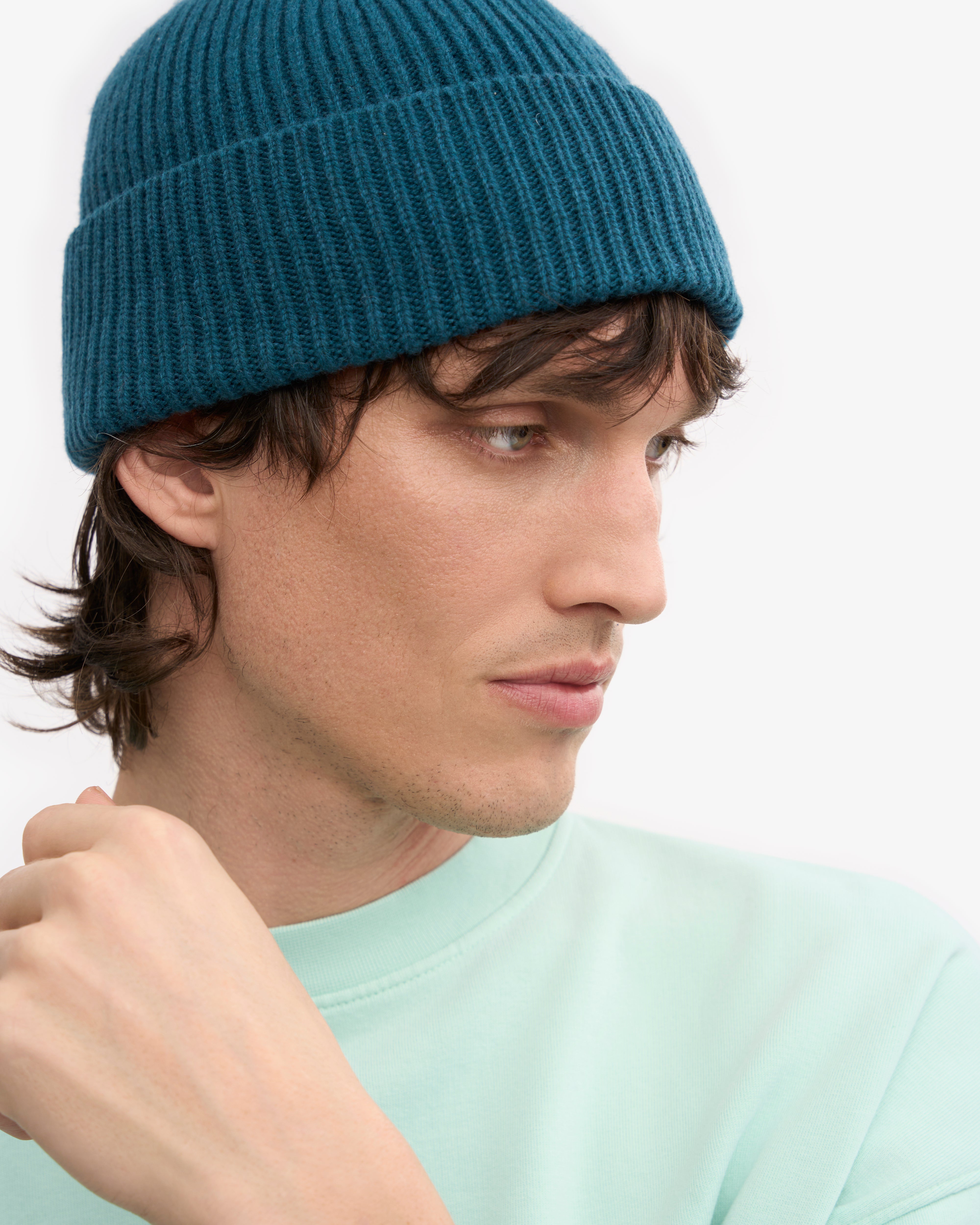 Premium Merino Wool Beanie for Men & Women - Soft Warm Winter Hat in Ocean Green - Ideal for Skiing, Hiking & Outdoor Activities