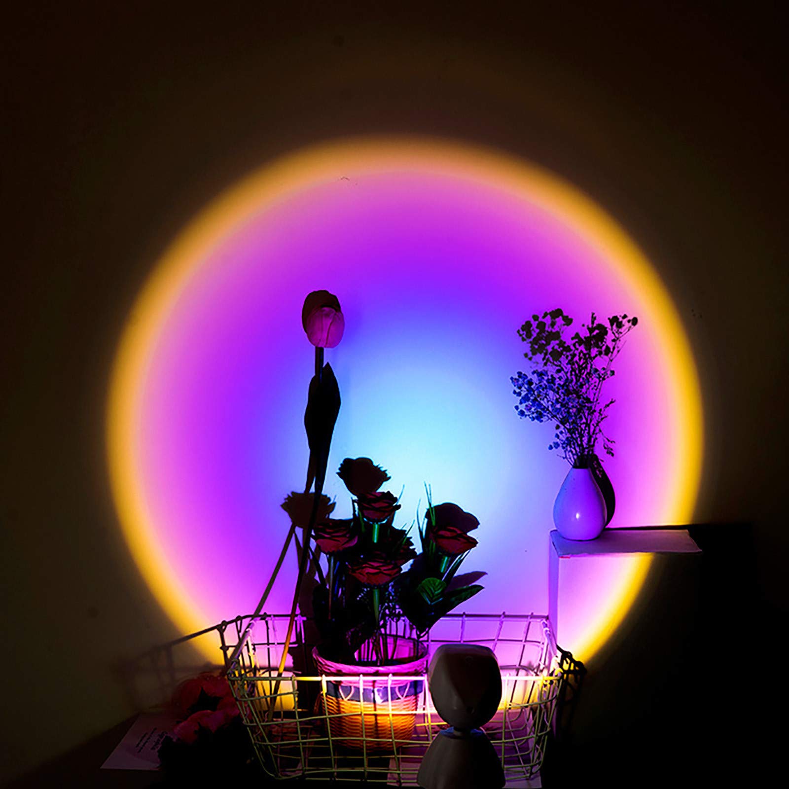 360° Rotating Astronaut Projection Lamp - USB Charging LED Night Light with Sunset & Rainbow Effects, Modern Floor Standing Lamp for Bedroom, Romantic Gift for Wedding, Birthday Party & Home Decor