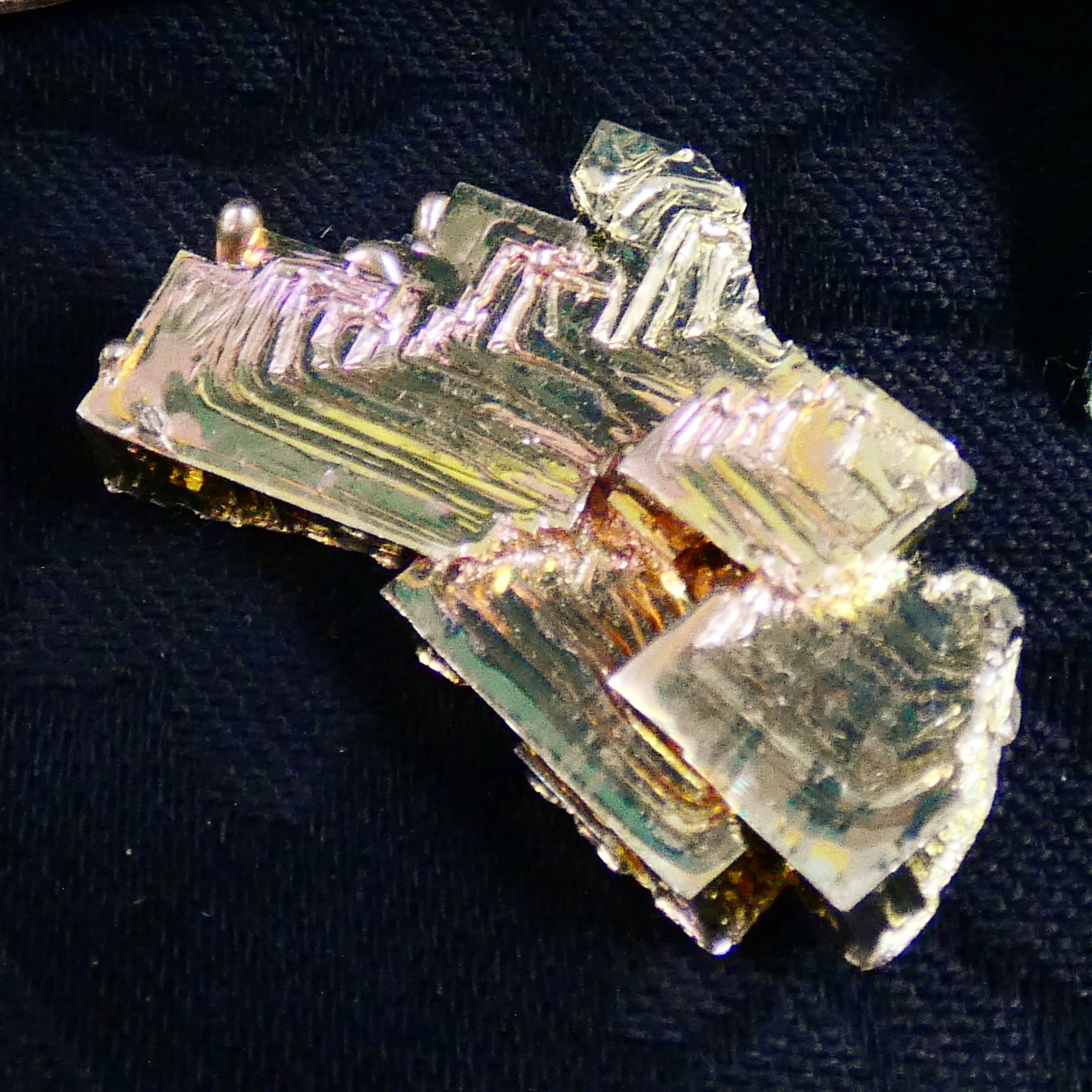 Bismuth Crystal Specimen - Natural Metallic Mineral for Collectors, Science & Home Decor | Perfect for Display Cases, Gifts & Educational Use