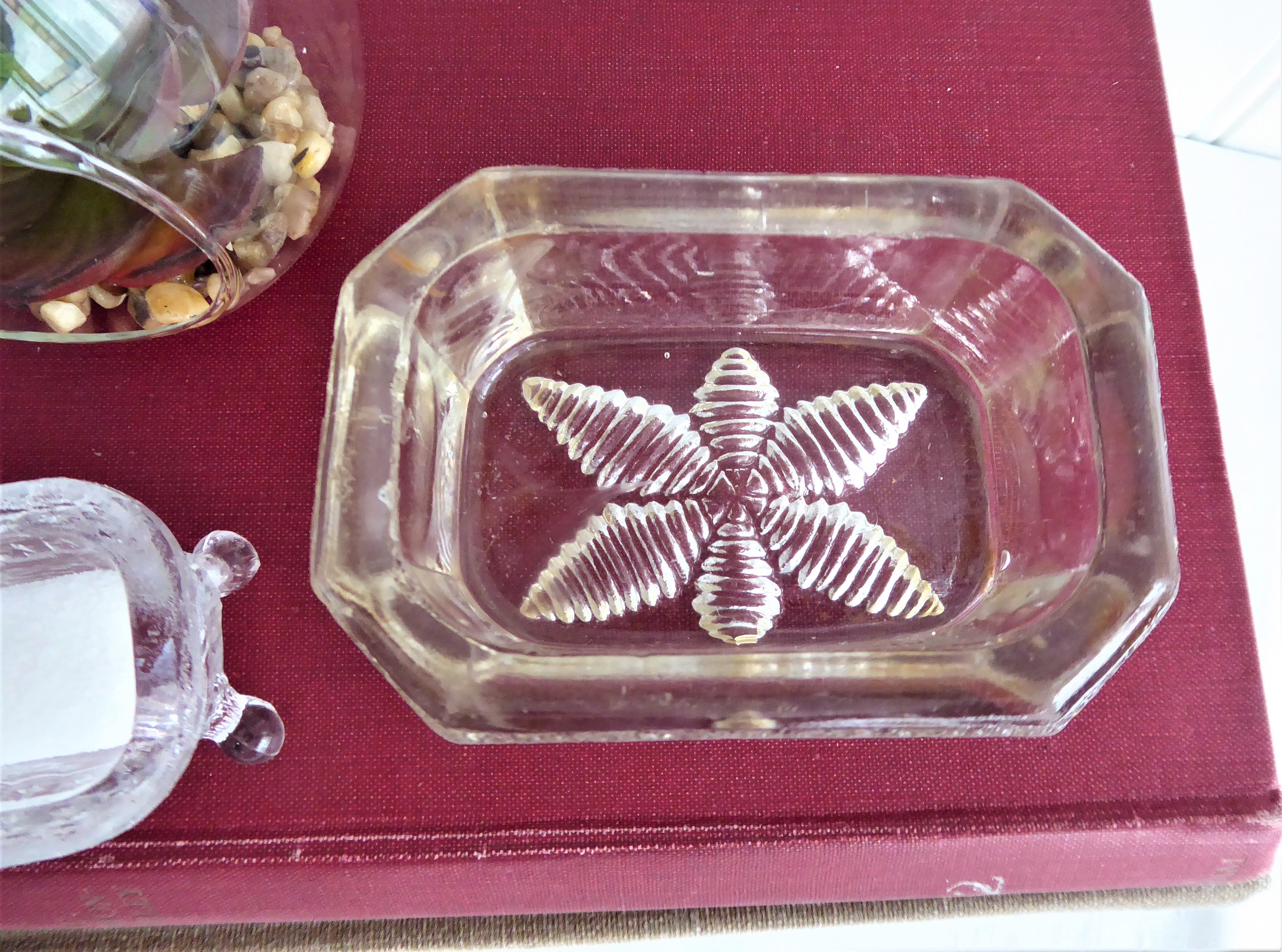 Antique Victorian Cut Crystal Open Salt Dish with Leaf Bottom - Large Master Size, Faceted Design Circa 1880s - Perfect for Table Setting, Collectible Display & Home Decor