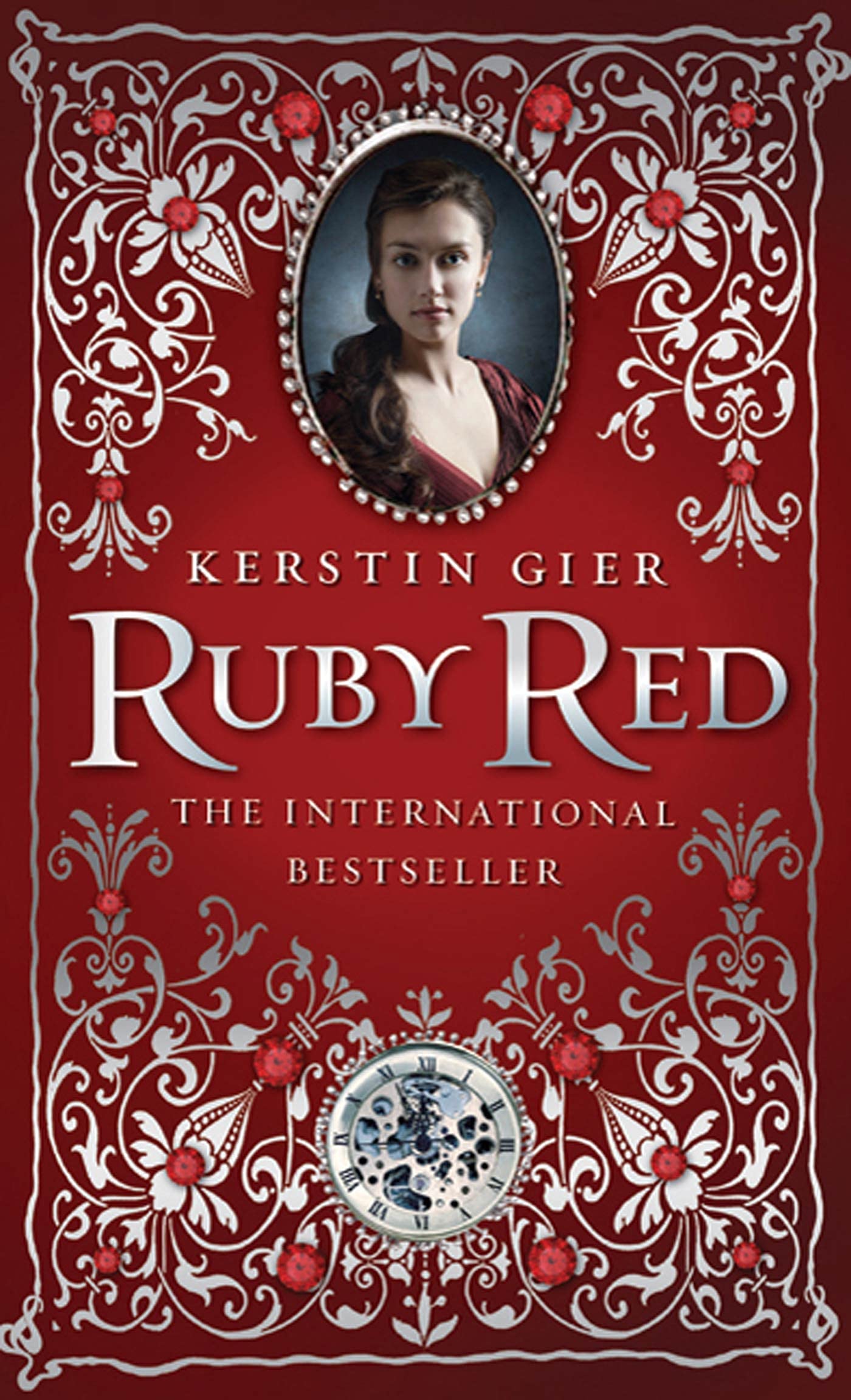 Ruby Red (The Ruby Red Trilogy Book 1) - YA Fantasy Time Travel Novel for Teens | Perfect for Fans of Historical Romance & Adventure Stories