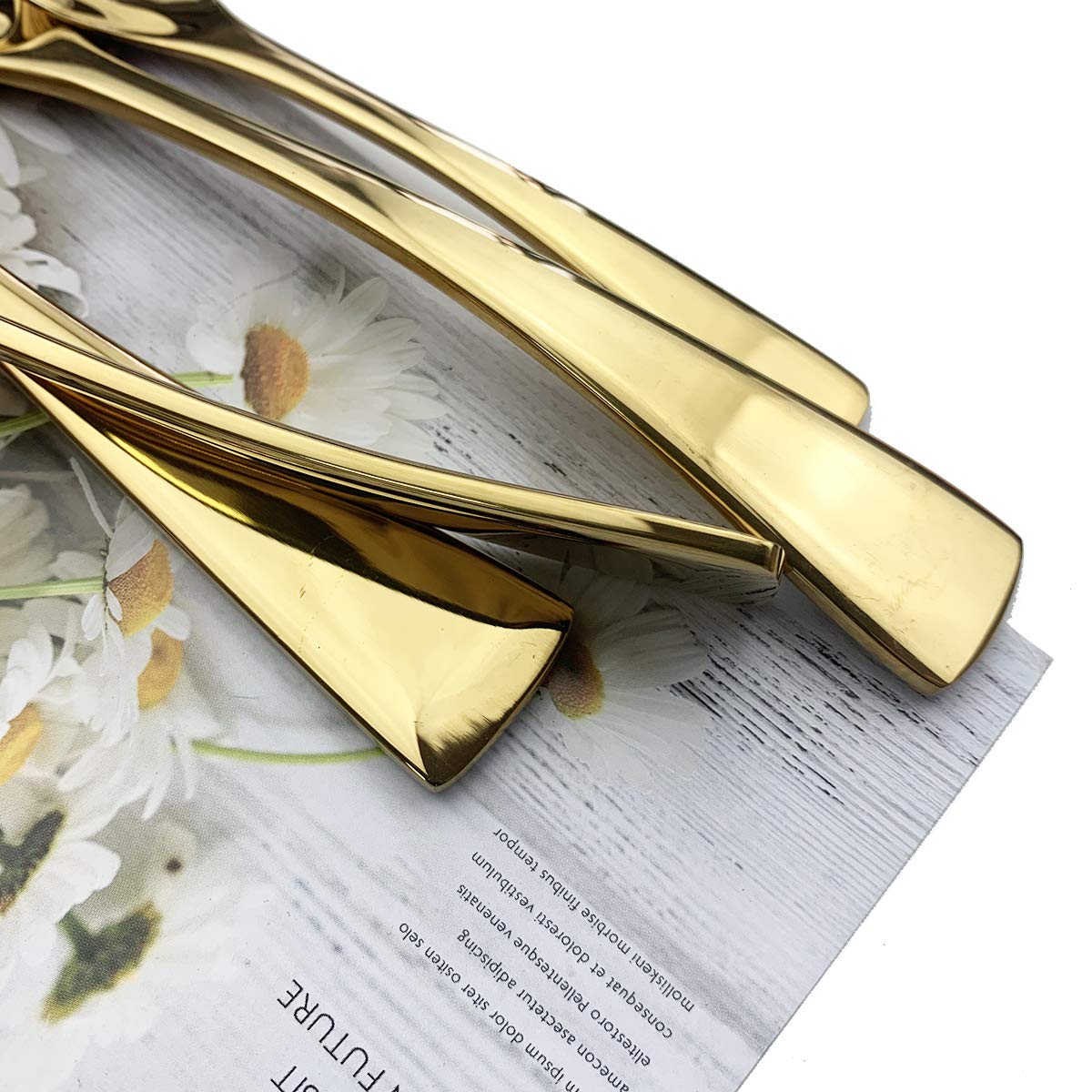 JASHII 4-Piece Mini Dessert Forks Set - 18/10 Stainless Steel Mirror Polished Flatware - Elegant Gold Cake Forks for Tastings, Pastries, Desserts, Home Kitchen & Restaurant Use - Perfect for Afternoon Tea, Wedding Parties & Fine Dining