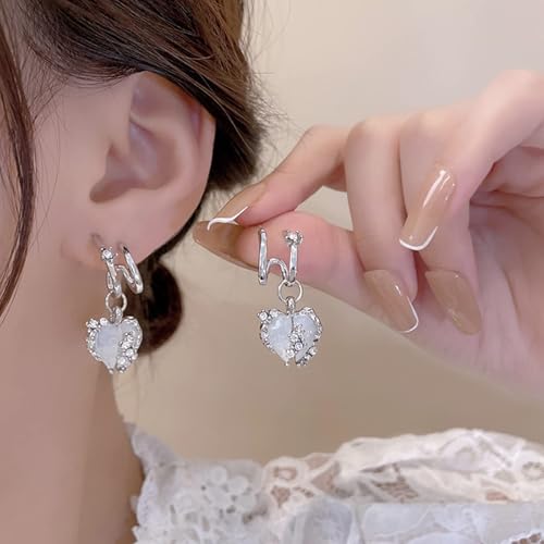 D2:heart earrings