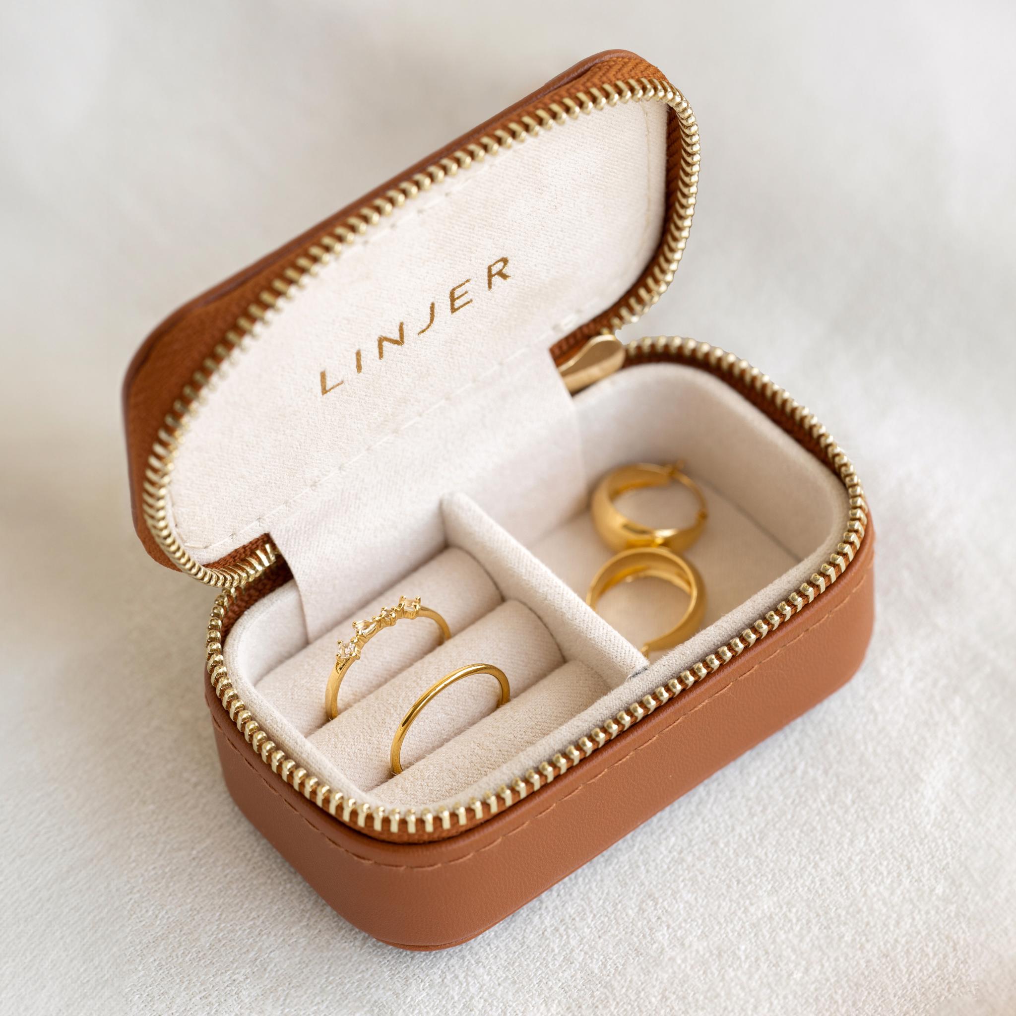 Mini Travel Jewelry Organizer Case - Compact Leather Jewelry Box for Necklaces, Rings & Earrings - Perfect for Vacation, Business Trips & Daily Use - Cognac Brown