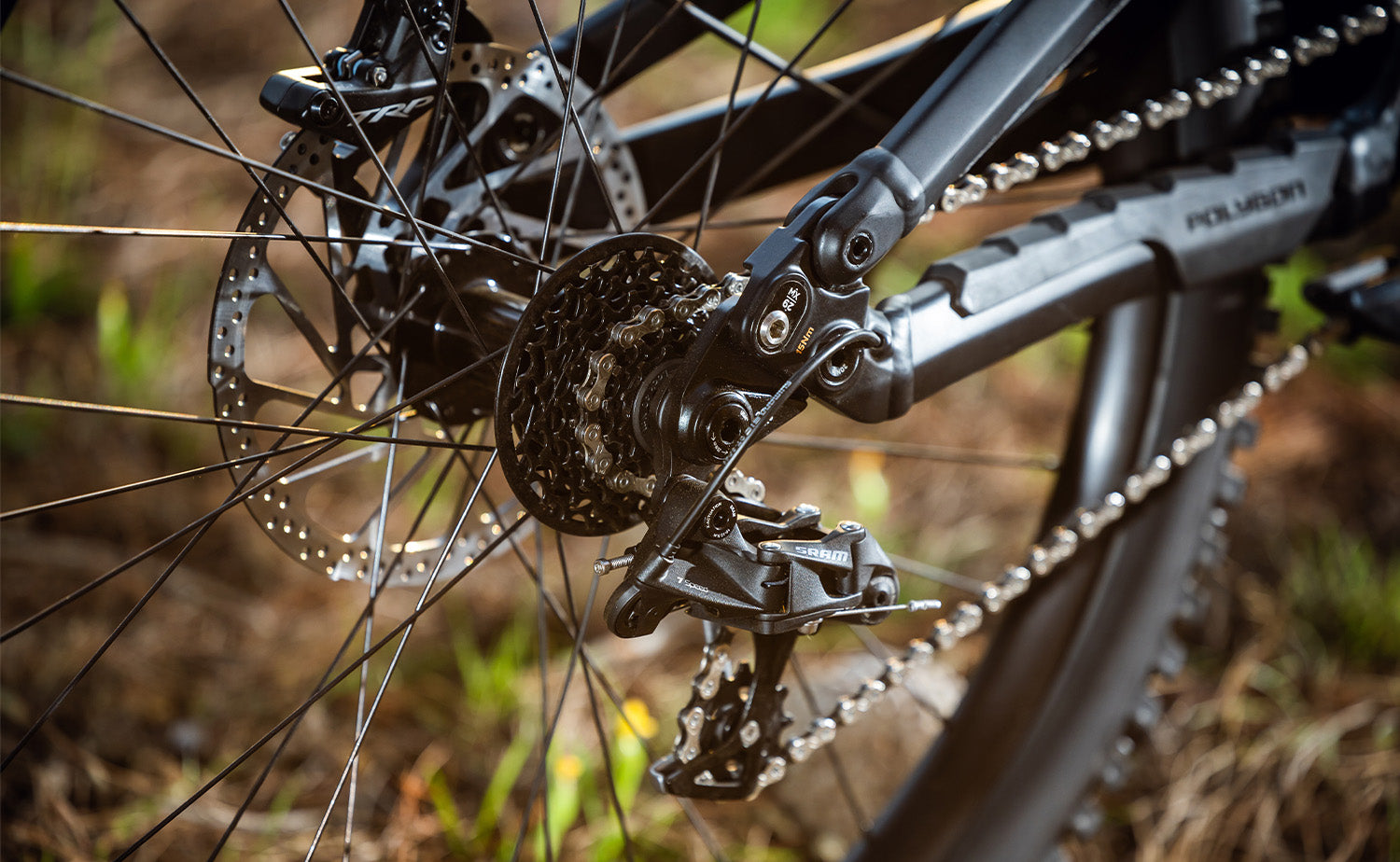 Polygon Collosus DH7 Downhill Mountain Bike - Full Suspension MTB for Extreme Trails & Off-Road Cycling Adventures