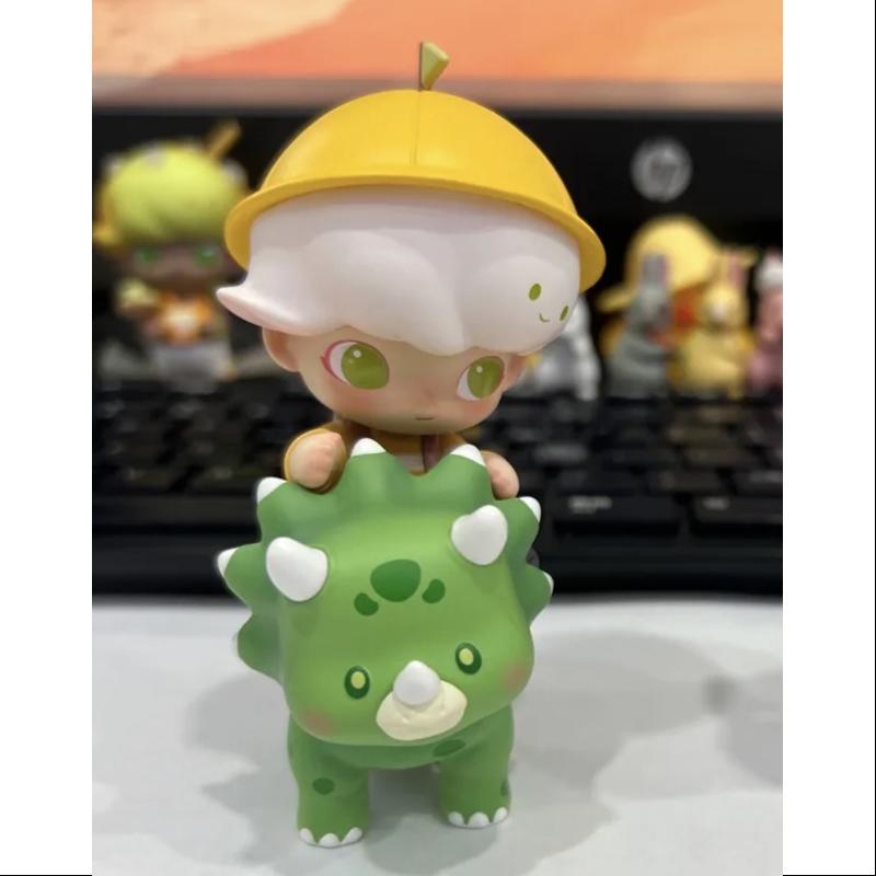DIMOO Jurassic World Series BABY DINOSAUR KNIGHT Collectible Figure - Cute Dinosaur Toy for Kids, Fans & Collectors - Perfect for Home Decor, Birthday Gifts & Jurassic World Themed Parties