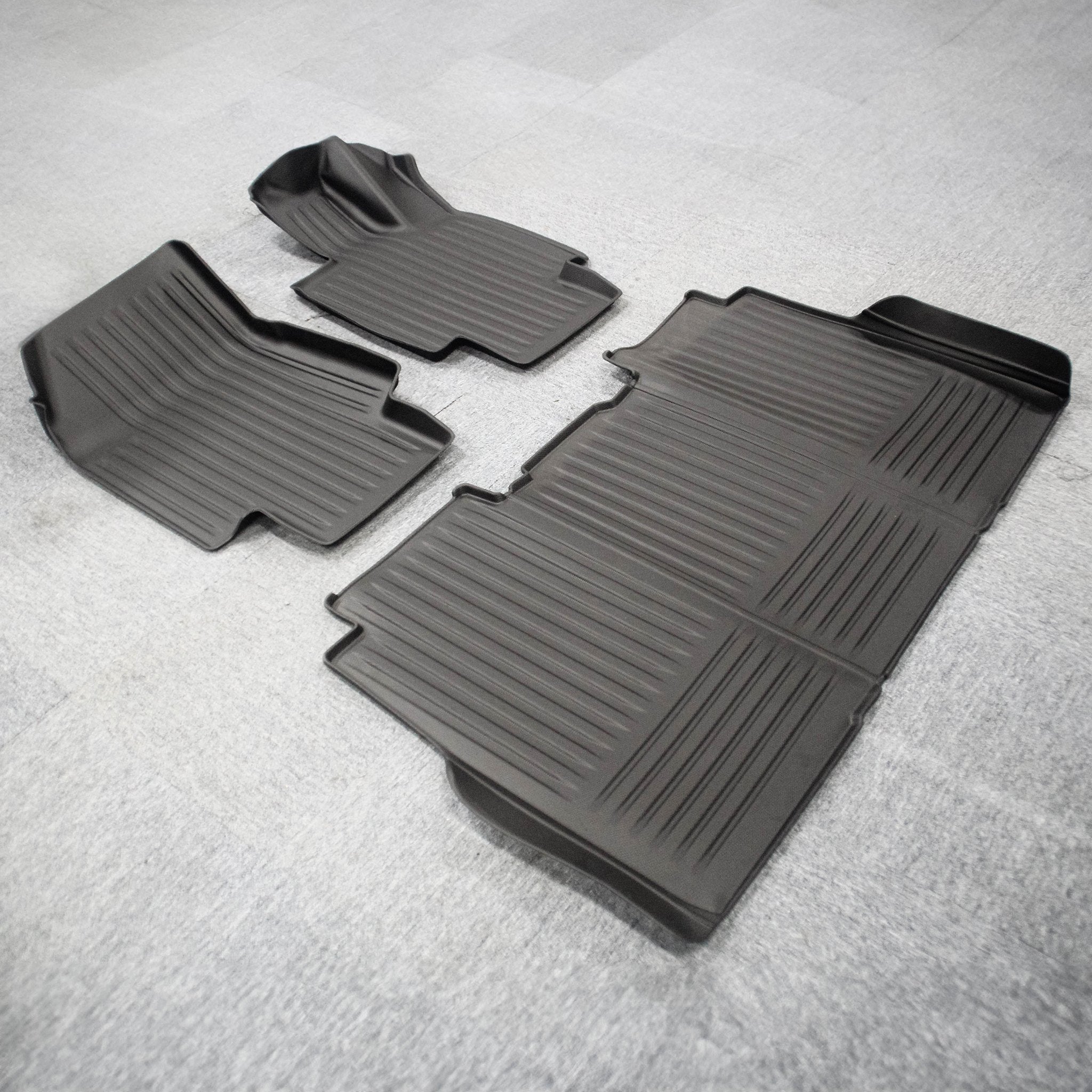 Premium All-Weather TPE Floor Mats for Tesla Cybertruck - Heavy Duty Protection for Mud, Snow & Spills - Perfect for Off-Roading & Daily Commutes