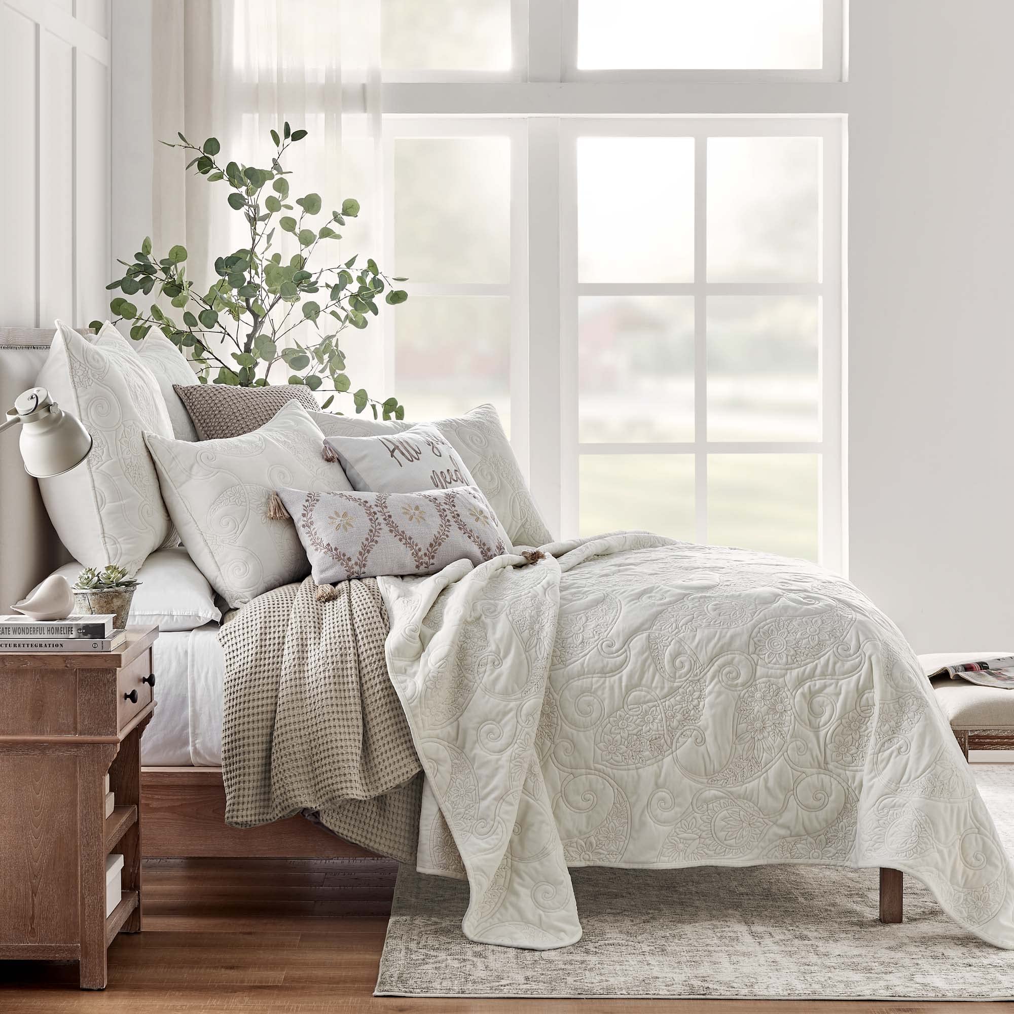 **Levtex Home - Cream Velvet Reversible Quilt Set - Full/Queen Size (88x92in) with 2 Standard Shams (20x26in) - Soft Polyester Velvet Bedding - Luxurious & Cozy for Winter & Guest Rooms**    (Note: Added 