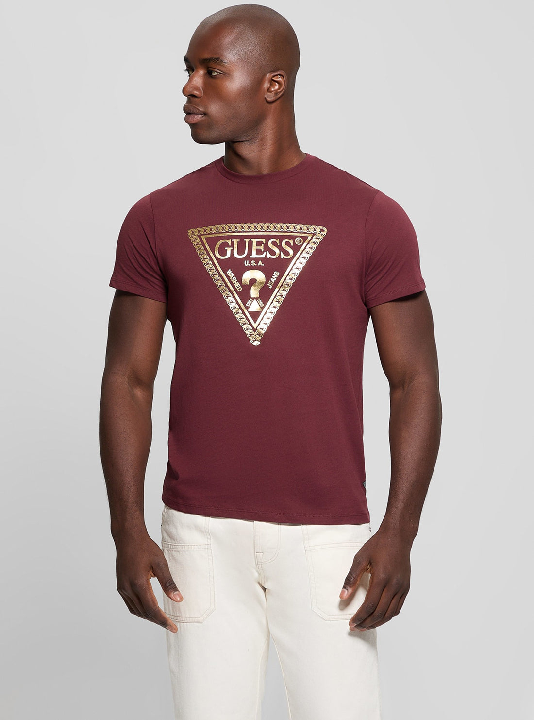 Eco-Friendly Red Logo Chain Graphic T-Shirt for Men & Women - Casual Wear, Street Style, and Everyday Outfits