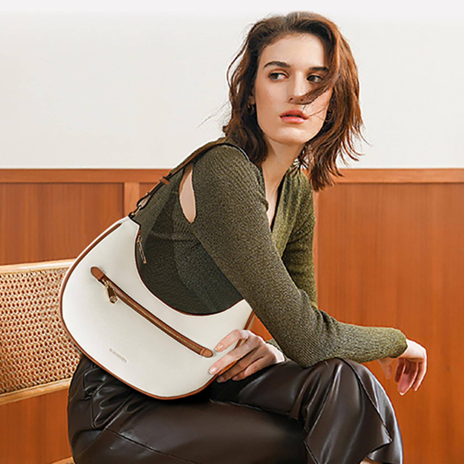 BOSTANTEN Women's Small Crossbody Purse - Trendy Crescent Shoulder Bag Hobo Handbag for Everyday Use, Date Night & Travel Accessories