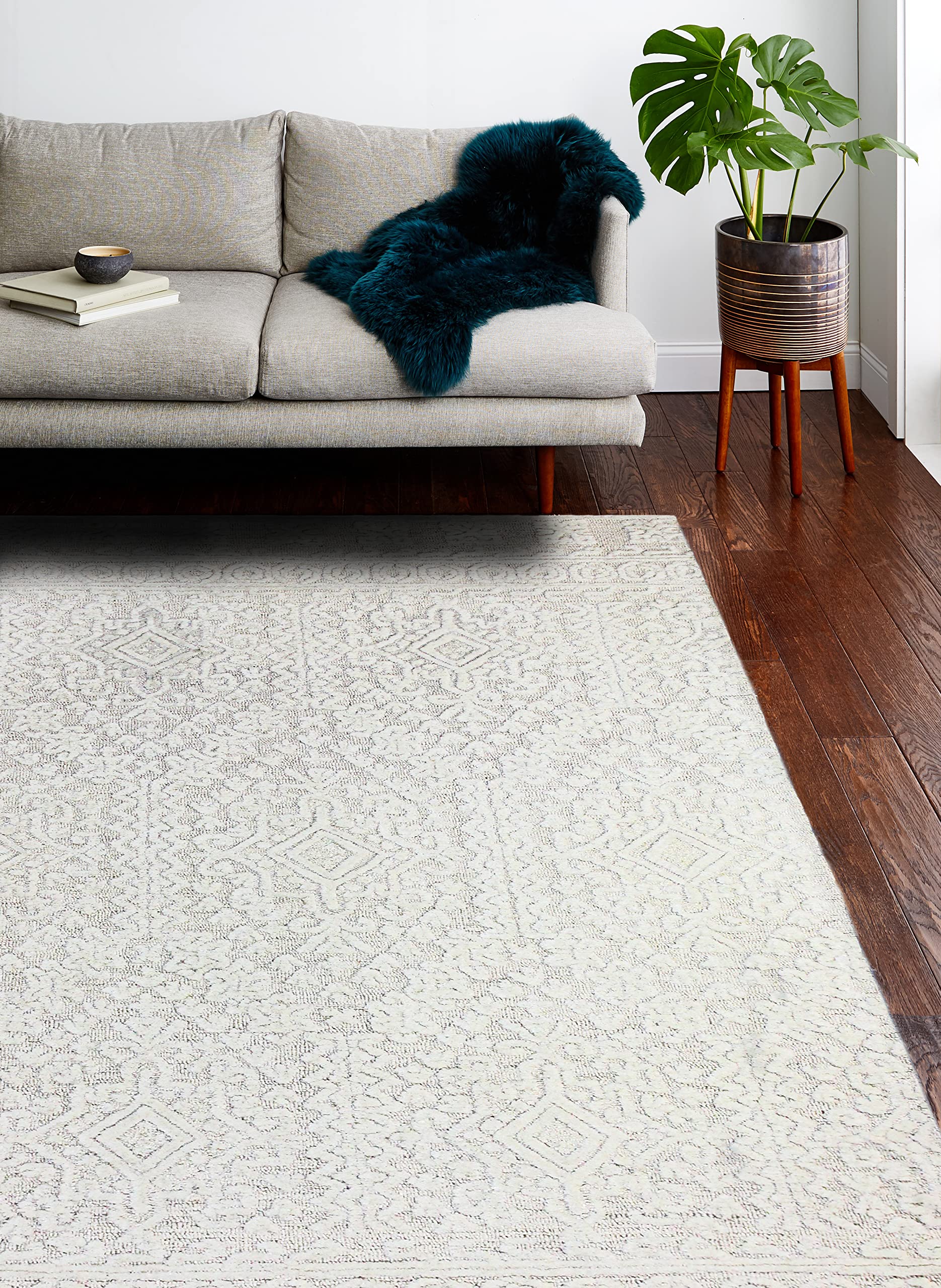 Luxury Hand Tufted Wool Area Rug - Bashian Collection - 3.6' x 5.6' White Runner Rug for Entryway, Living Room, Bedroom - Soft & Durable Home Décor for Modern Houses & Apartments