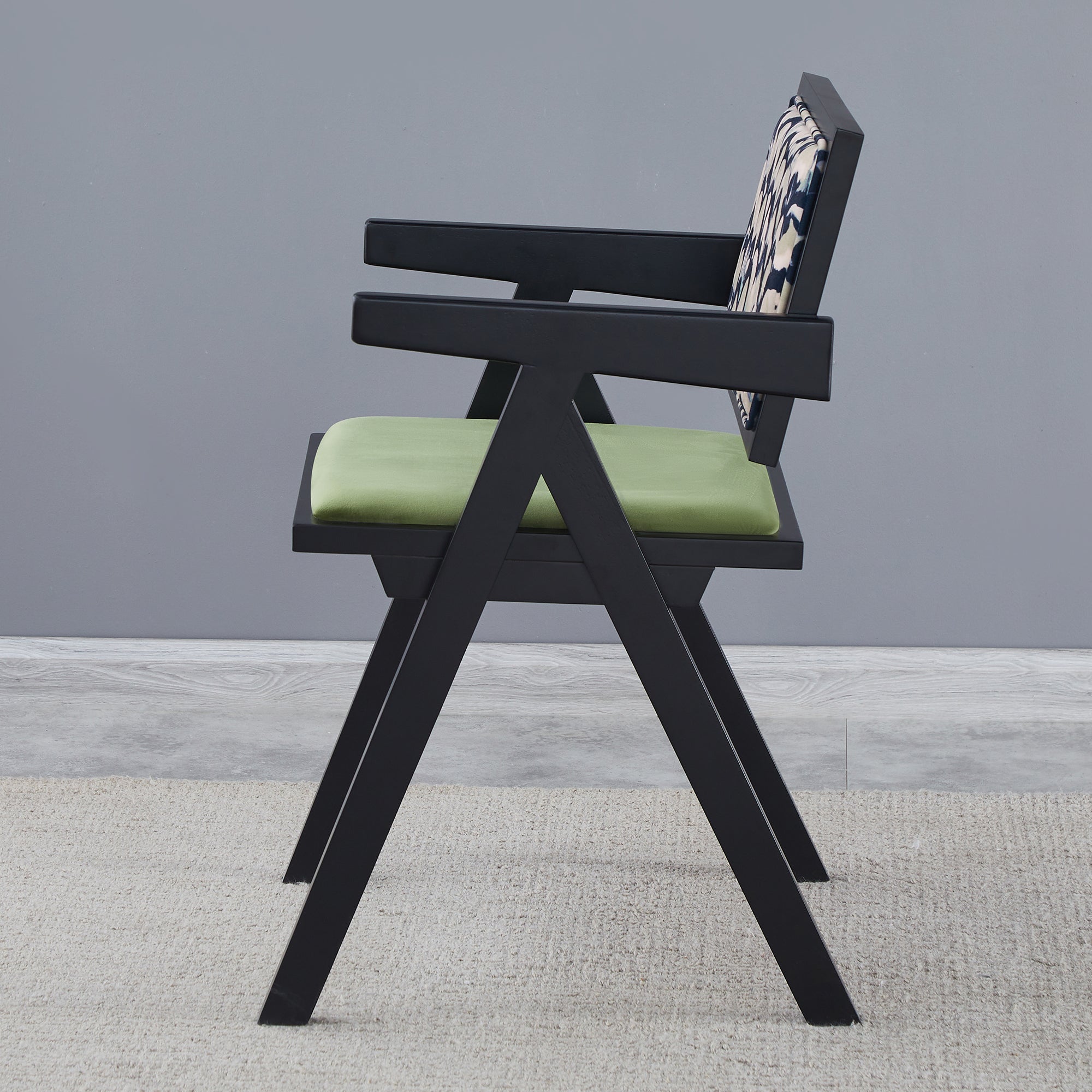 Solid Wood Dining Chairs with Armrests - Natural Rubber Wood & Rattan Woven Design for Kitchen, Dining Room, or Outdoor Patio