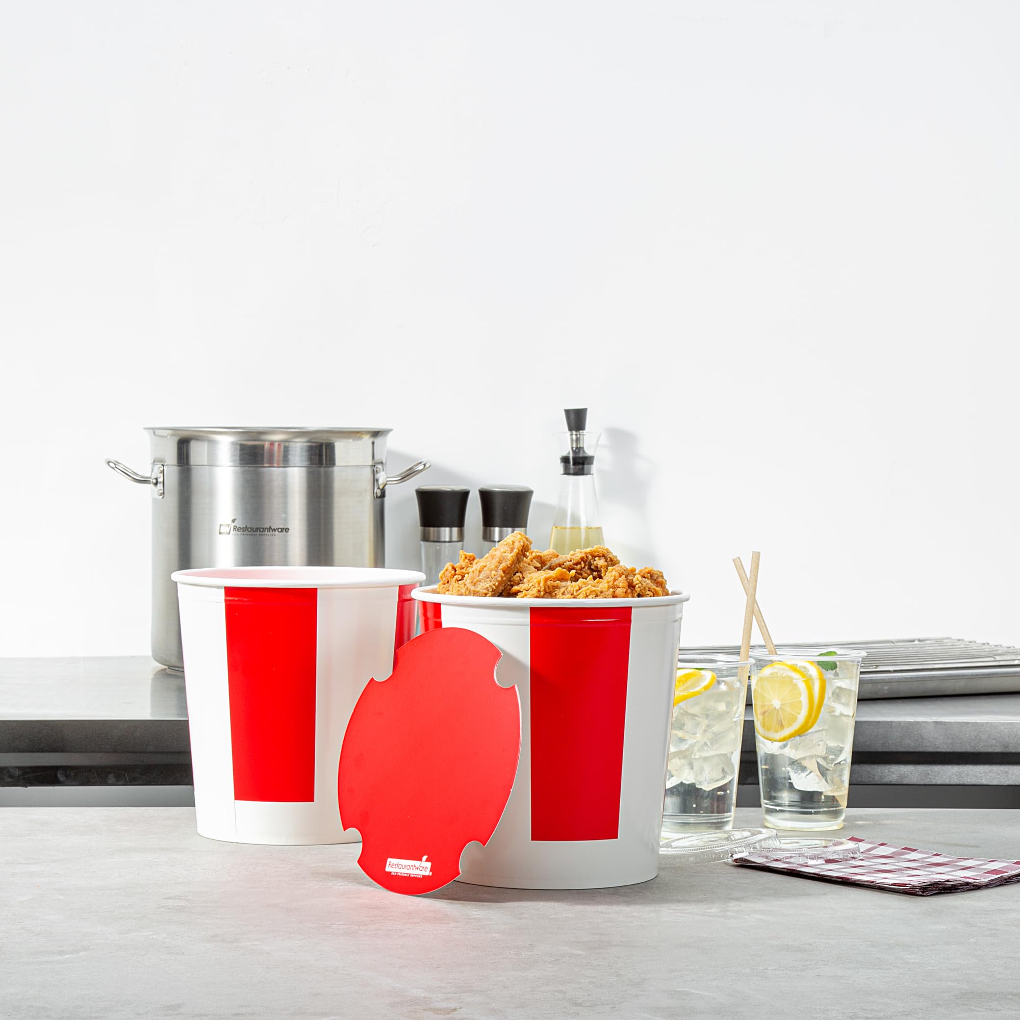 Restaurantware Bio Tek 130oz Chicken Buckets with Vented Lids - 100 Pack Greaseproof, Freezable Disposable Food Containers in Red & White - Ideal for Restaurants, Cafes, Takeout & Catering