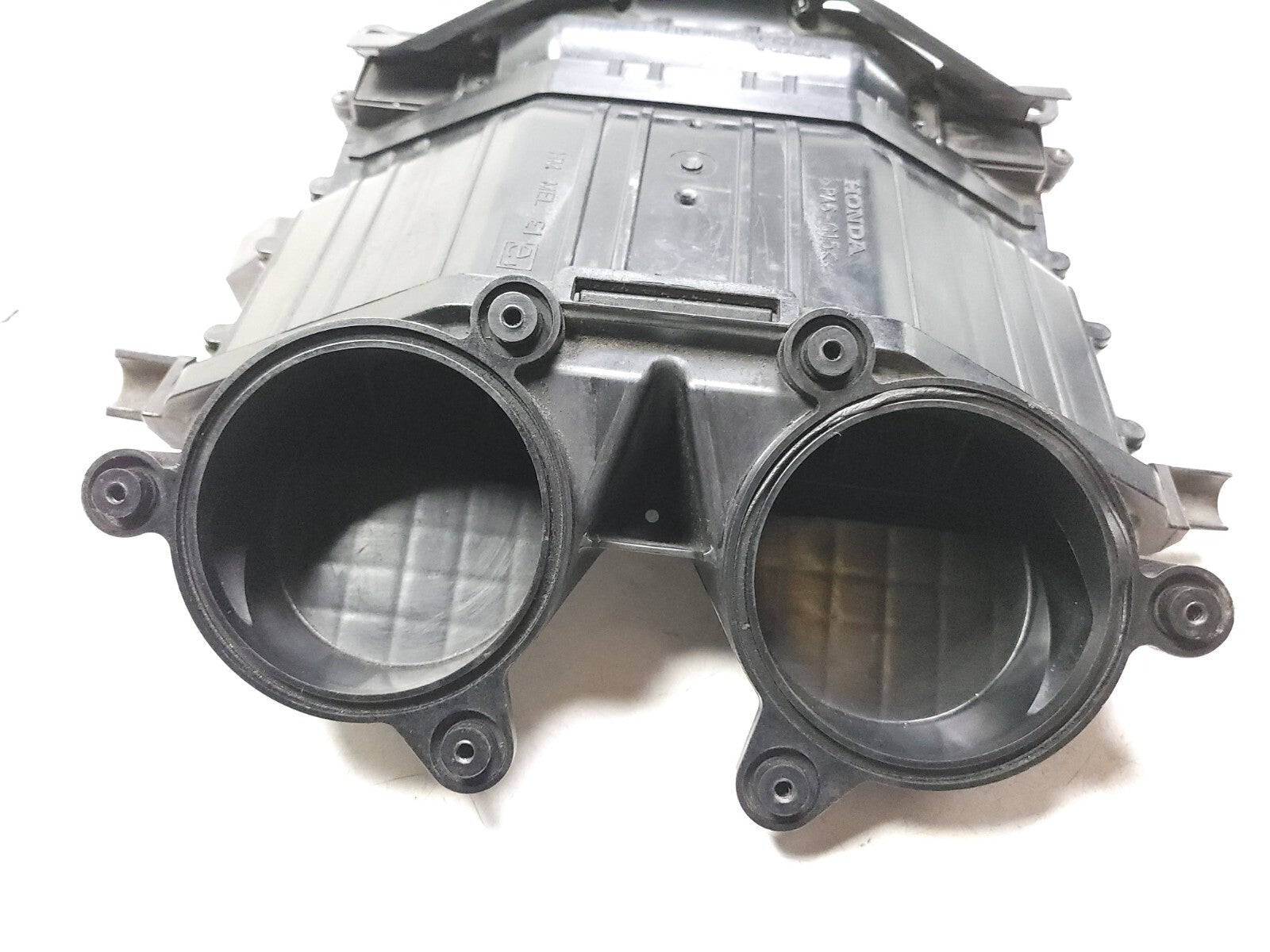 2004-2005 Honda CBR1000RR OEM Air Filter Housing Box Replacement Part - Perfect for Motorcycle Maintenance & Performance Upgrades