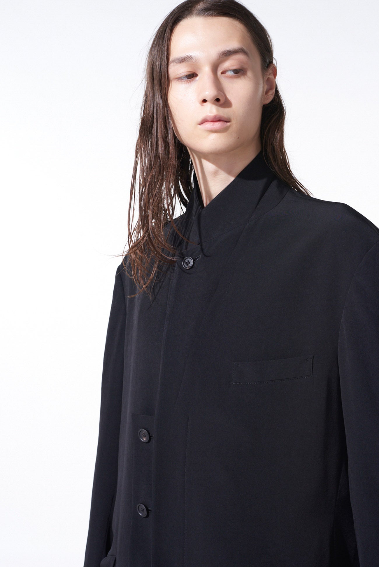 CREPE de CHINE OVERSIZE NOTCHED LAPEL JACKET for Women - Elegant Loose Fit Blazer with Stylish Lapel Design - Perfect for Office Wear, Business Meetings & Casual Outings
