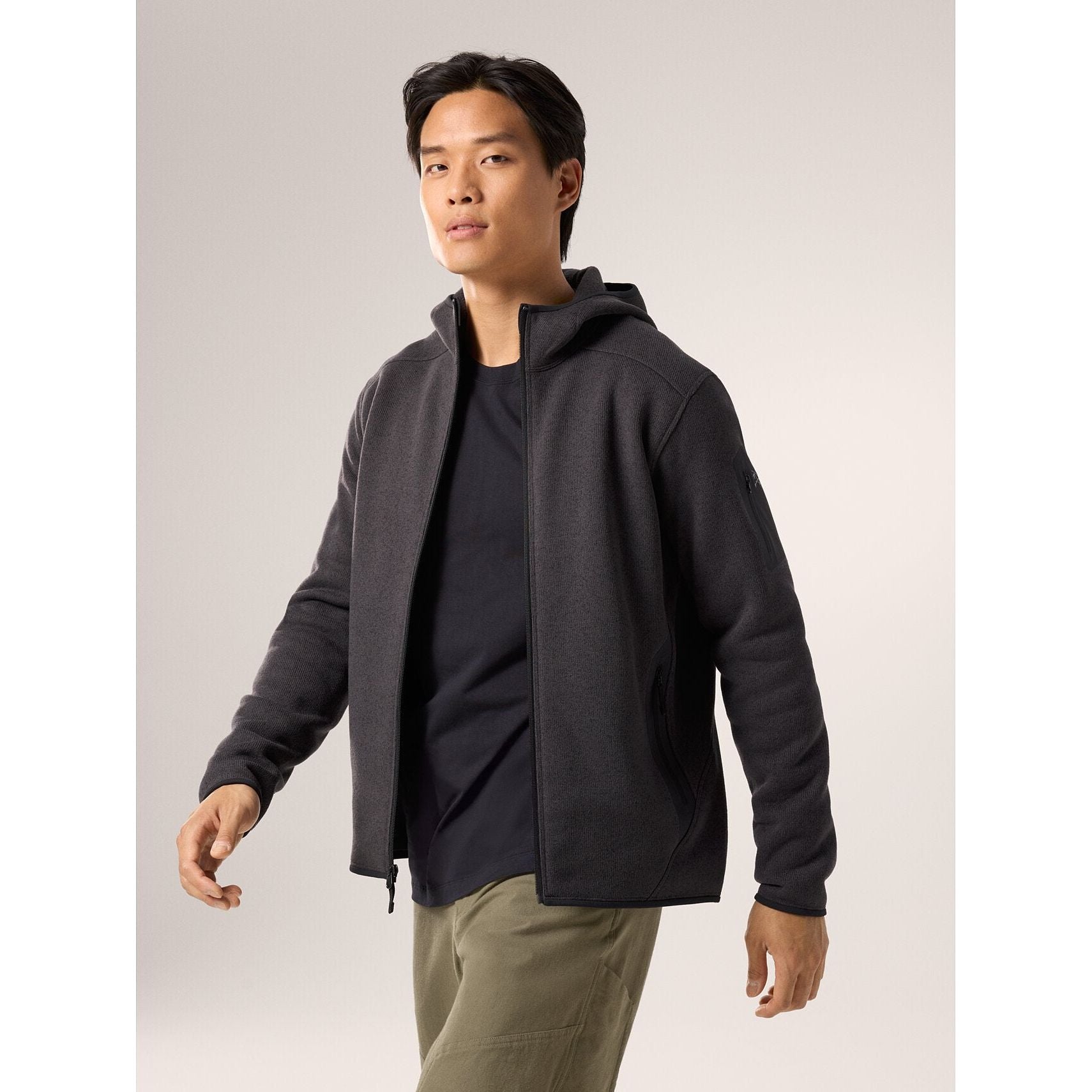 Arc'teryx Men's Covert Hoody - Lightweight Fleece Jacket for Hiking & Outdoor Activities | Water-Resistant & Breathable Midlayer for Camping, Travel & Casual Wear