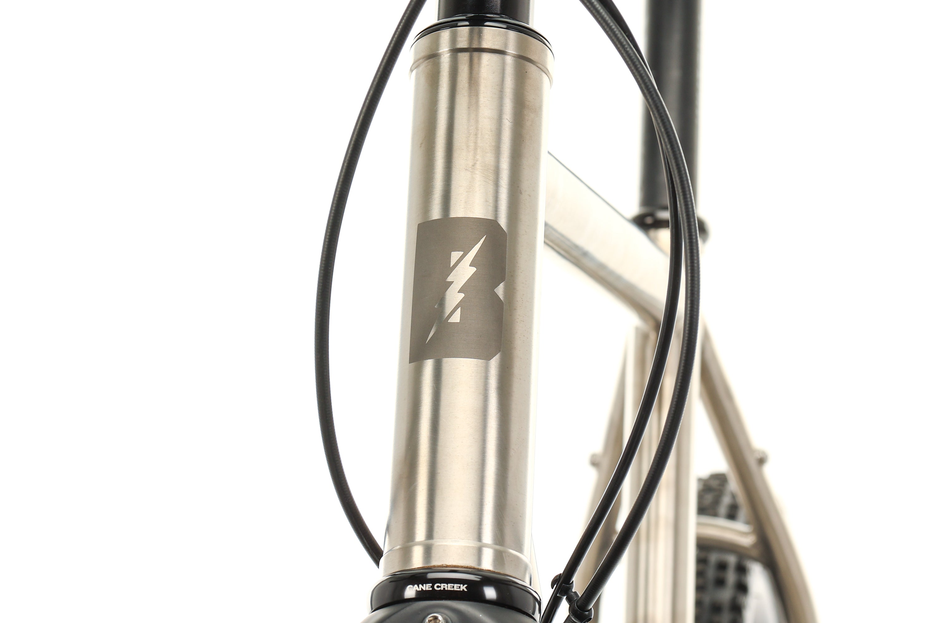 Bearclaw Bicycle Co. Beau Jaxson Gravel Bike - 60cm Frame Size | Lightweight Carbon Fiber Adventure Bike for Men & Women | Perfect for Off-Road Trails, Commuting & Long-Distance Cycling