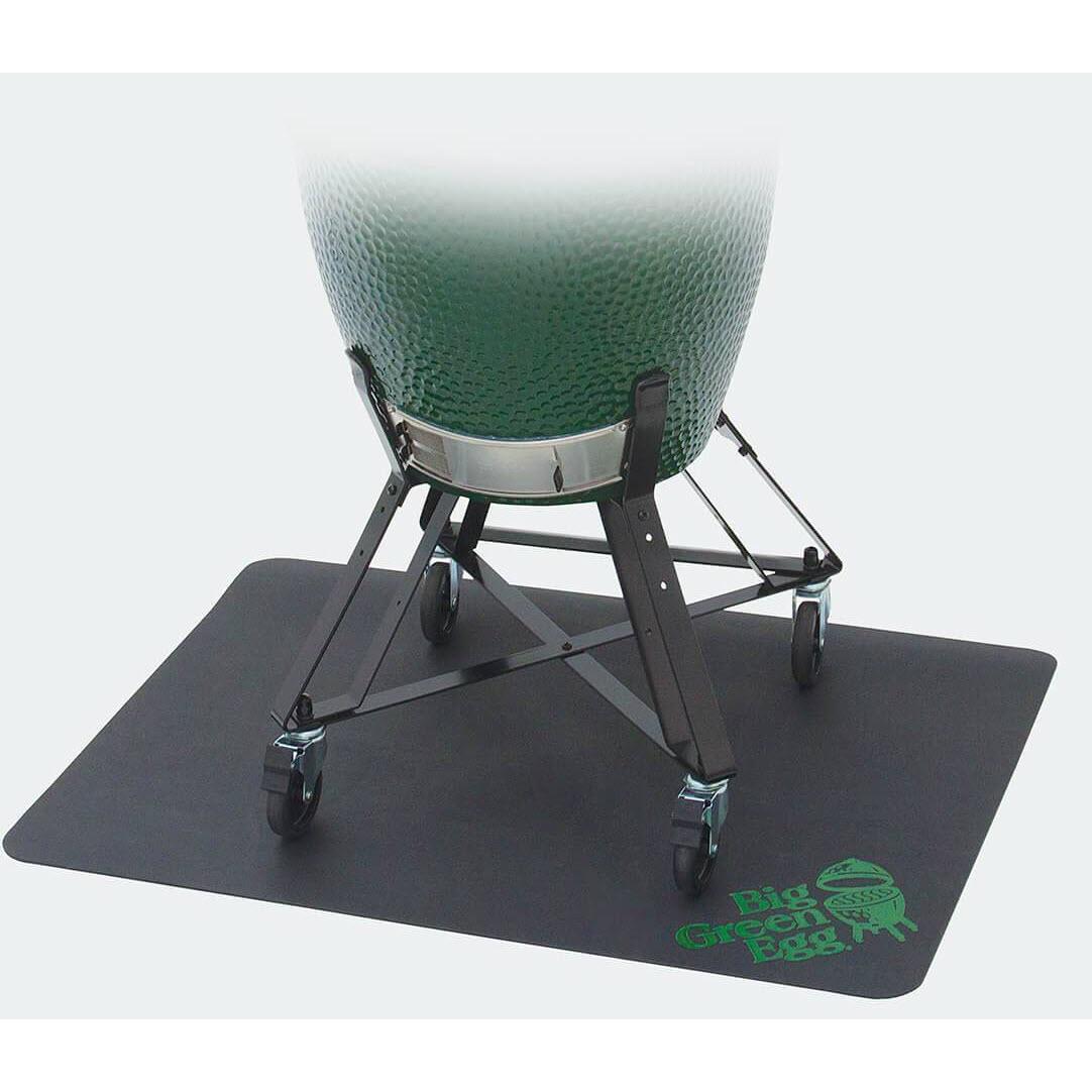 Big Green Egg EggMat 117502 - Premium Grill Mat for Kamado Grills - Perfect for Outdoor BBQ, Smoking & Grilling - Heat-Resistant & Non-Stick Cooking Surface