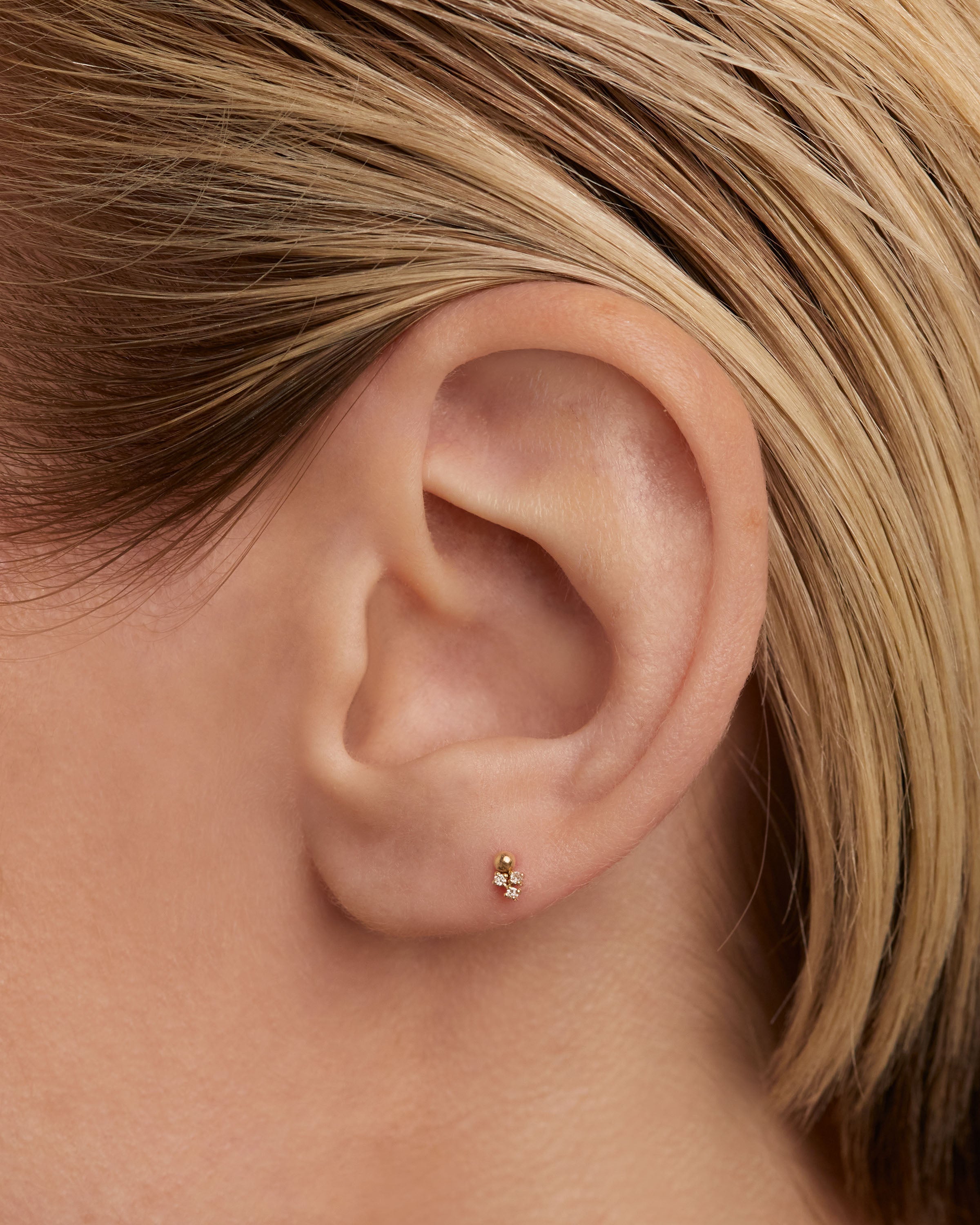 Blake Single Diamond & Gold Earring – Elegant Dangle Earrings for Women, Perfect for Parties, Weddings & Special Occasions