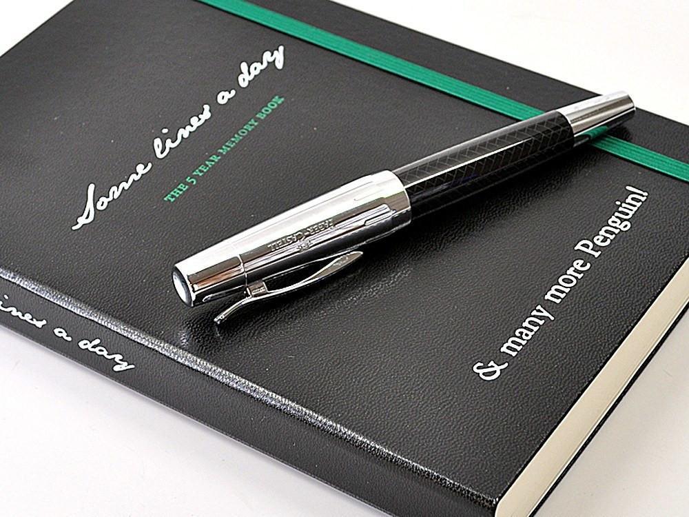 Leuchtturm 1917 Some Lines a Day 5-Year Memory Journal Notebook - Black Hardcover for Daily Reflection, Gratitude & Goal Tracking - Perfect Gift for Writers, Students & Planners