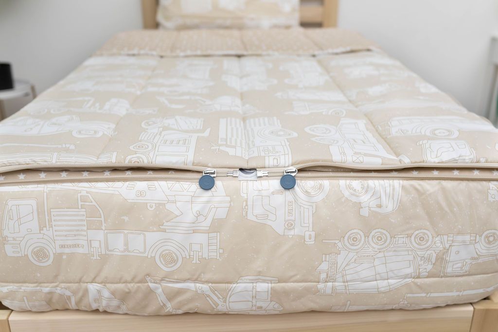 Mack Zipper Bedding Set - Soft & Breathable Comforter with Zipper Closure for Easy Washing | Perfect for Kids, Teens & Adults Bedrooms, Dorms & Guest Rooms