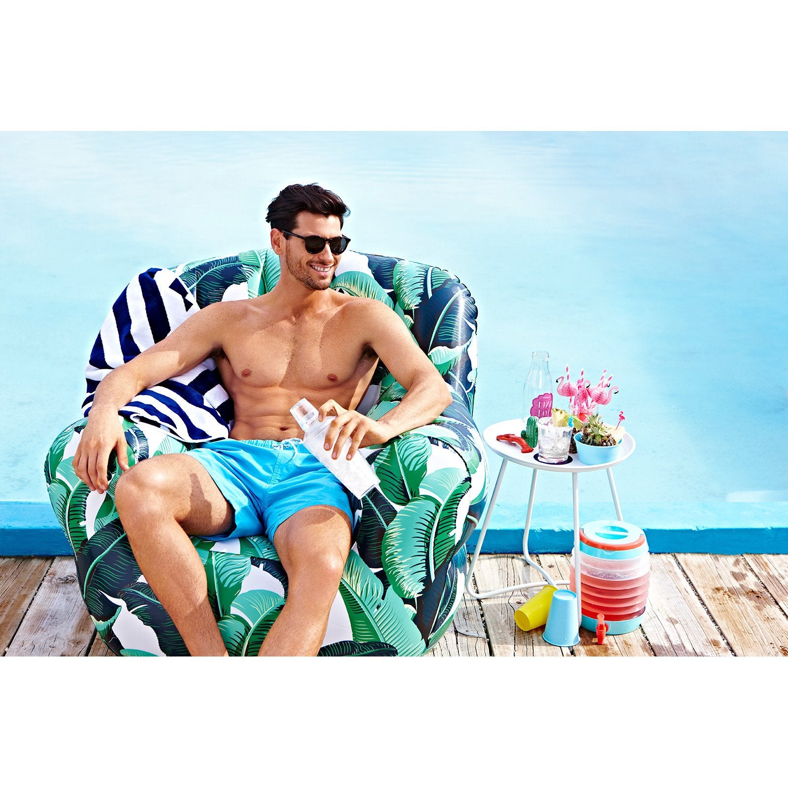 Premium Tropical Cocktail Kit - Complete Home Bar Set with Exotic Flavors for Summer Parties, Beach Gatherings & Tropical Themed Events