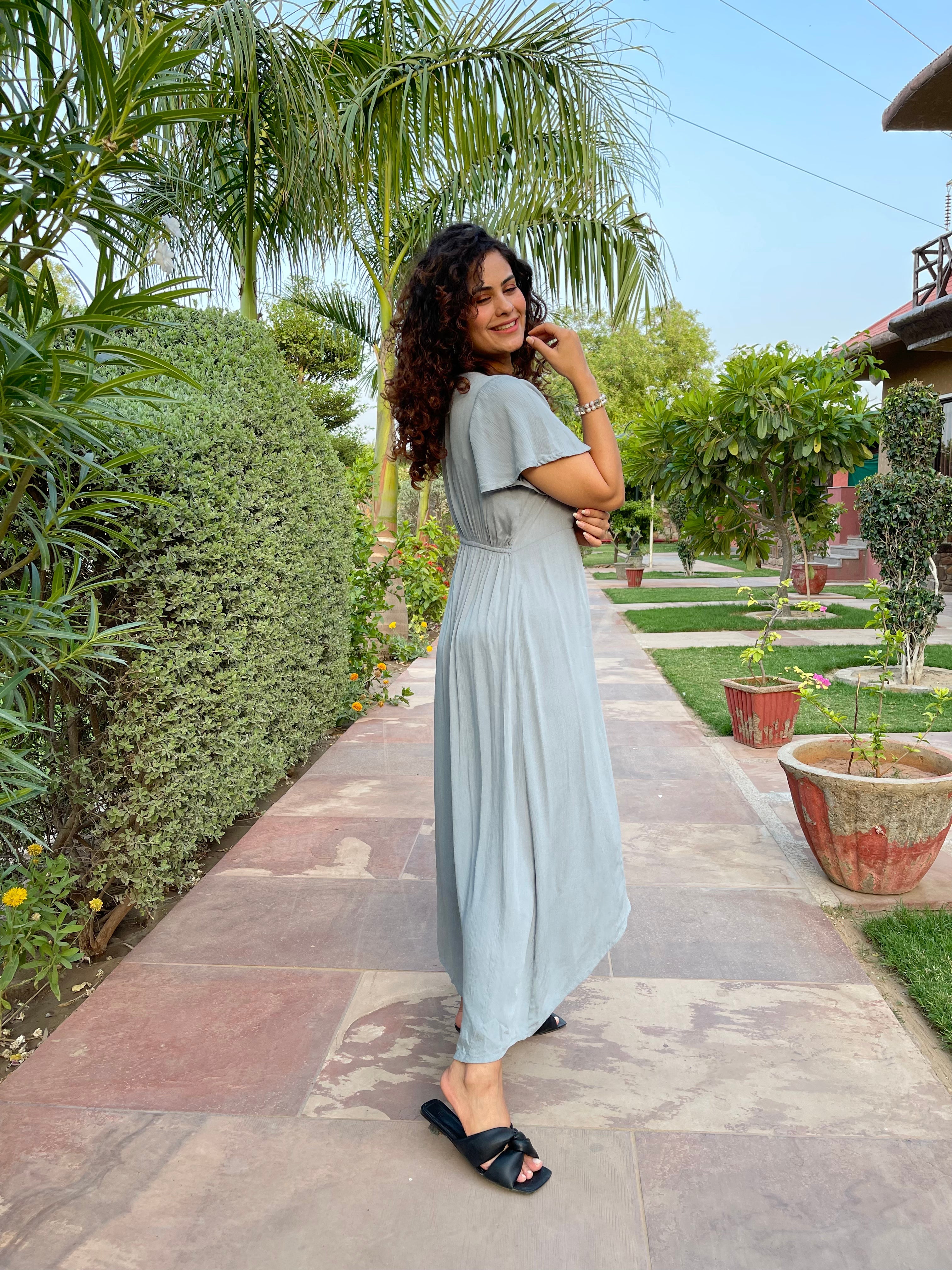 Stylish Grey Maxi Dress for Women - Elegant Long Flowy Summer Dress - Perfect for Beach, Vacation, and Casual Outings