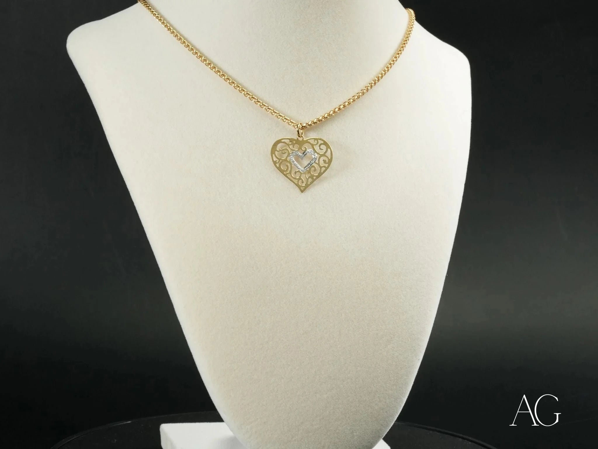 Forever Together Double Heart Pendant Necklace - Romantic Couple Gift for Anniversary, Valentine's Day & Wedding - Perfect for Date Nights & Special Occasions