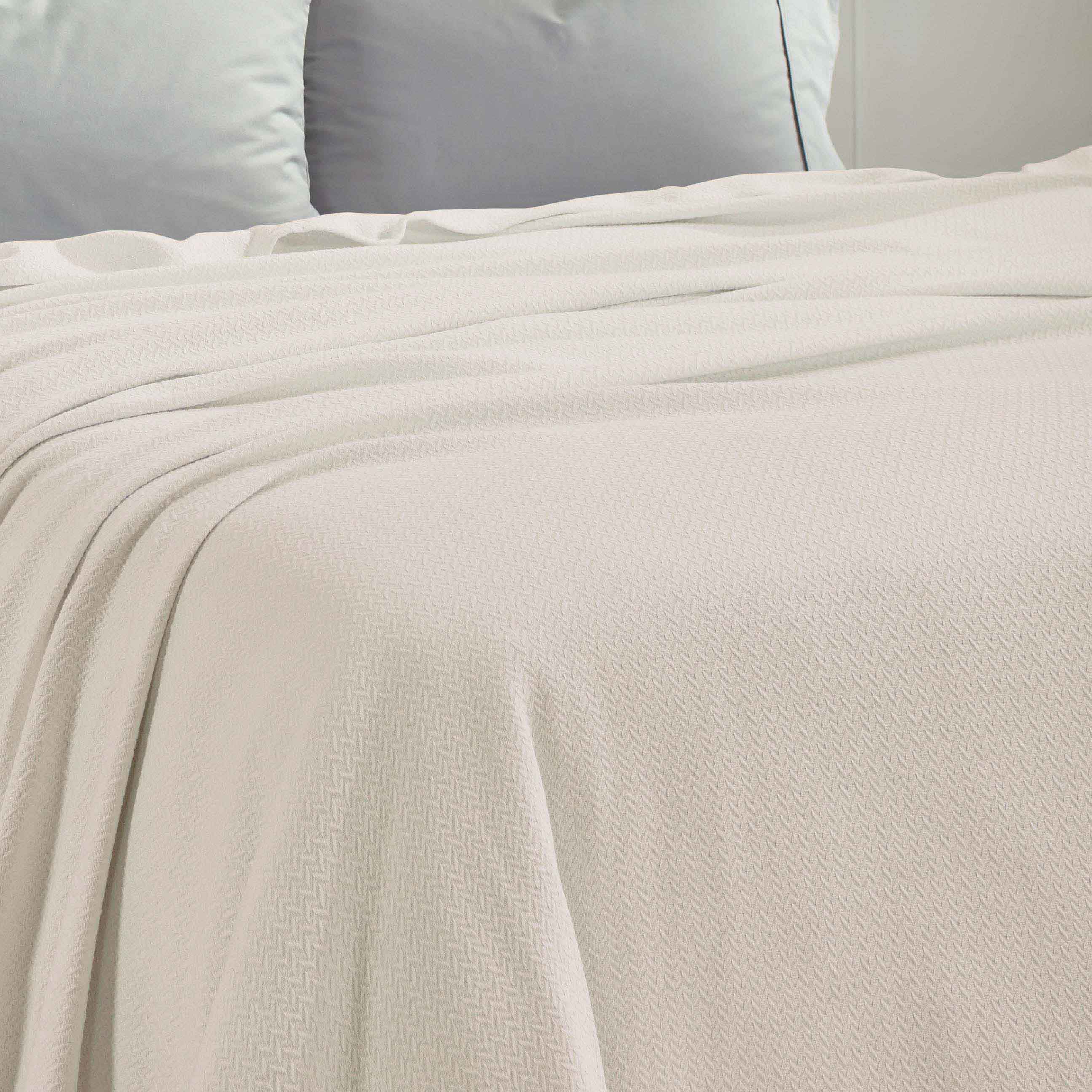 Premium Nobel Cotton Textured Chevron Lightweight Woven Blanket - Soft & Breathable Throw for Sofa, Bed, and Outdoor Picnics - Cozy Home Decor & Travel Companion