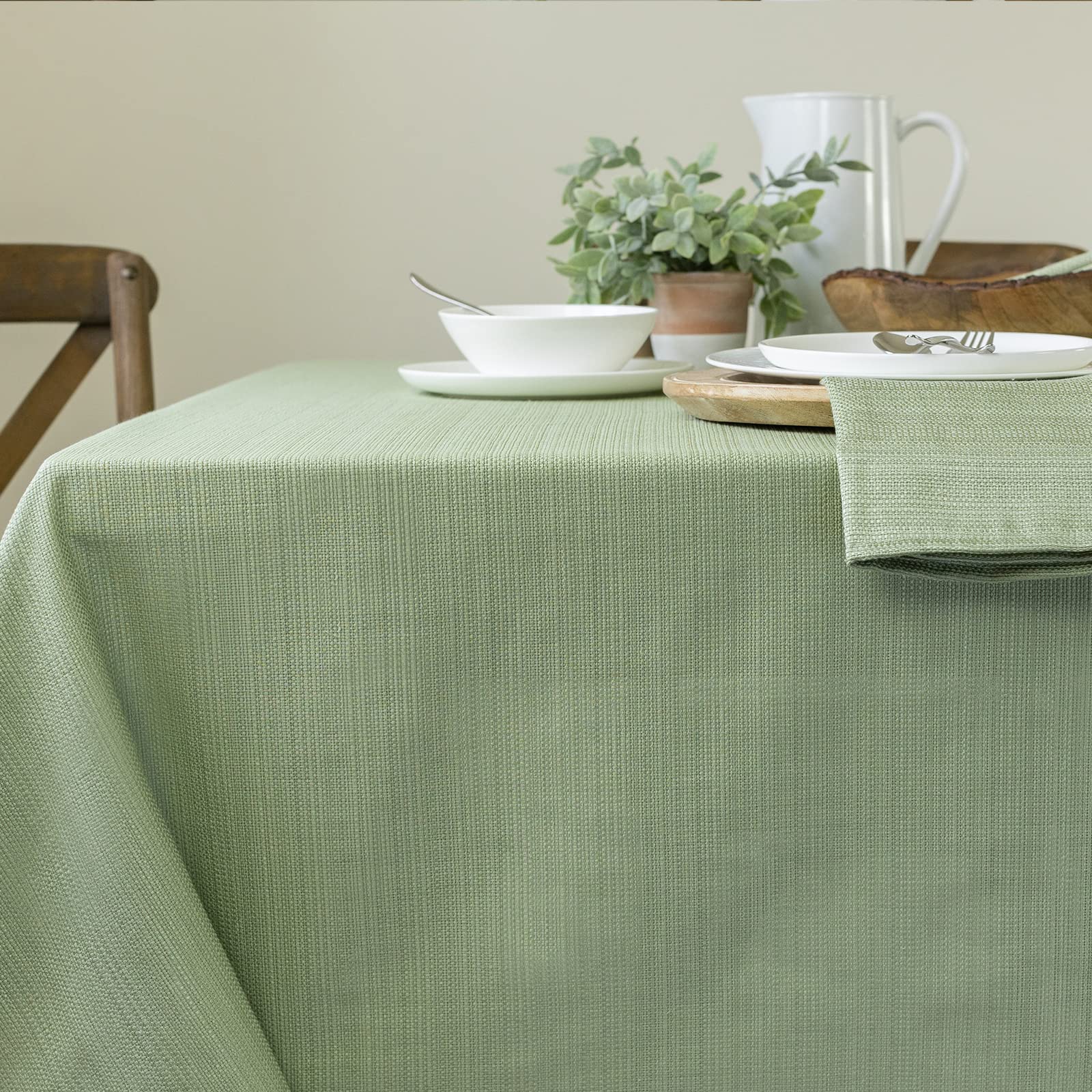 Benson Mills Cameron Textured Fabric Tablecloth 60