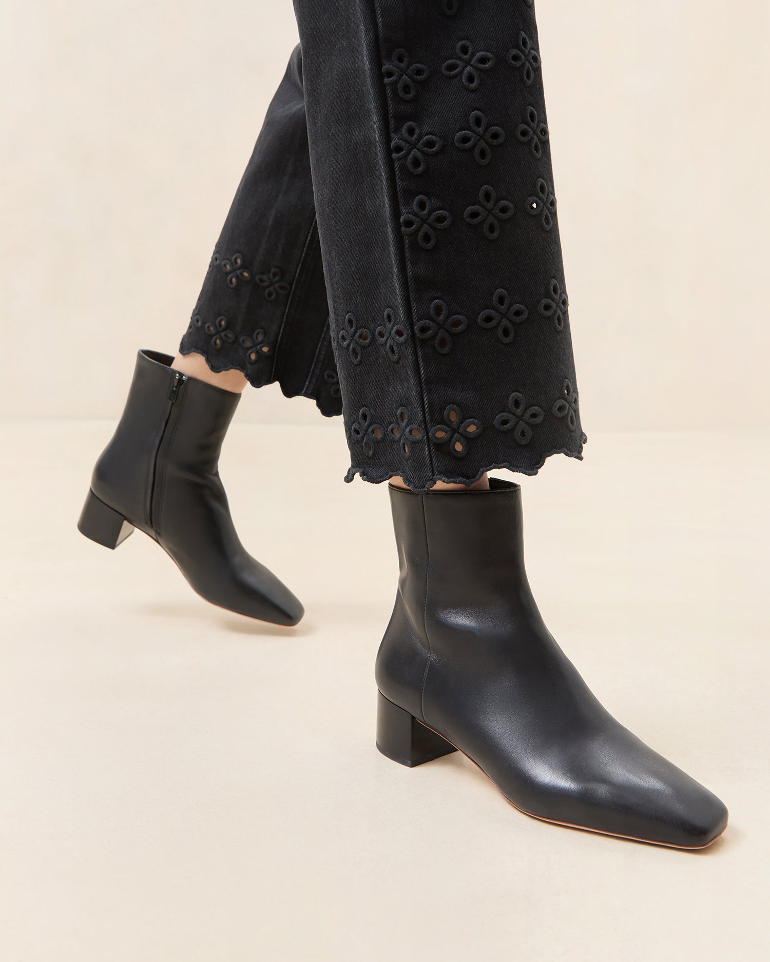 Stylish Ginny Black Leather Ankle Boots for Women - Comfortable Chunky Heel & Side Zipper - Perfect for Fall/Winter Fashion, Office Wear & Night Out