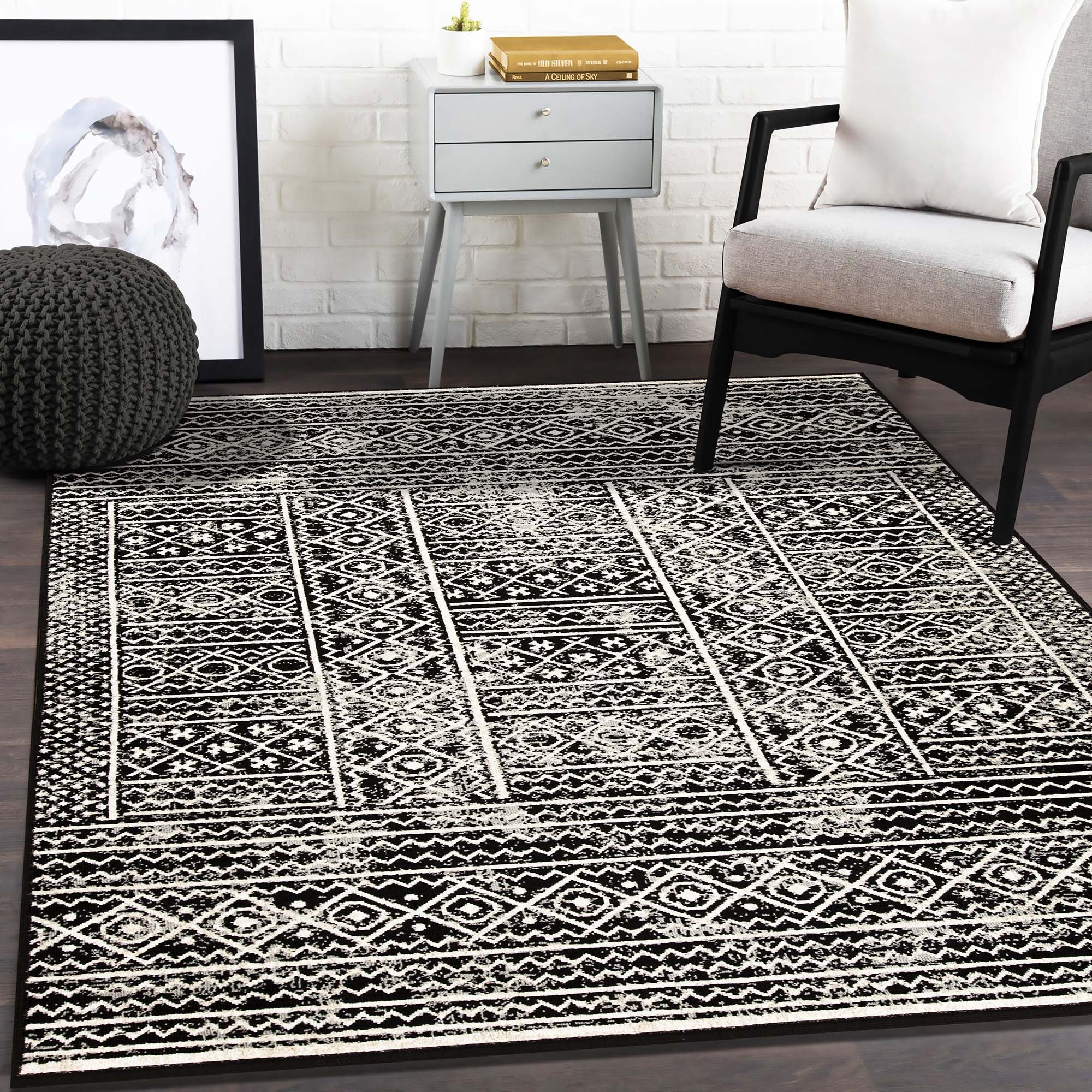 Navajo Aztec Pattern Indoor Area Rug - Southwestern Boho Tribal Design Non-Slip Living Room Carpet - Perfect for Bedroom, Dorm & Home Decor