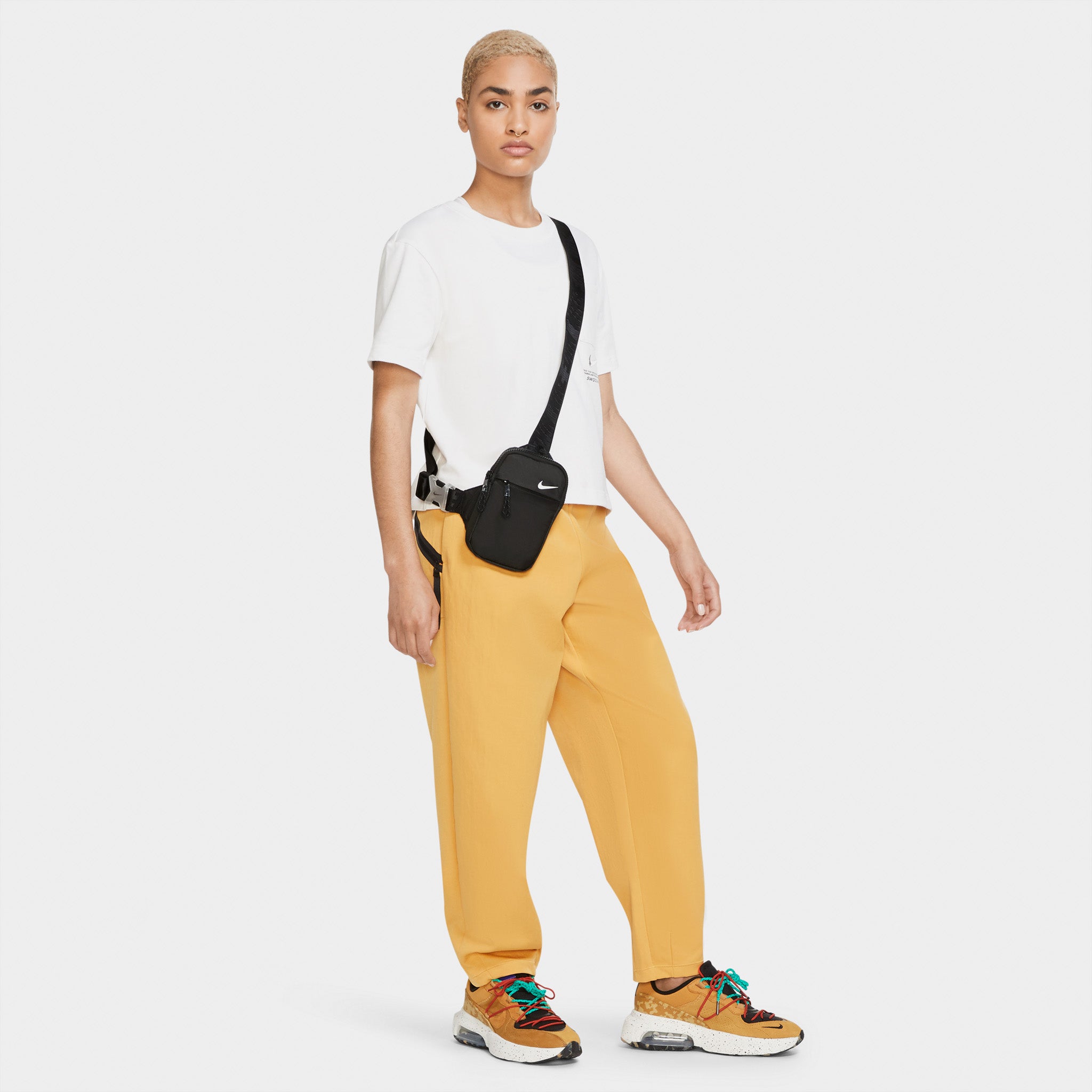 Nike Sportswear Essentials Hip Pack - Black, Iron Grey & White | Water-Resistant Waist Bag for Running, Travel & Gym | Hands-Free Crossbody Fanny Pack for Men & Women