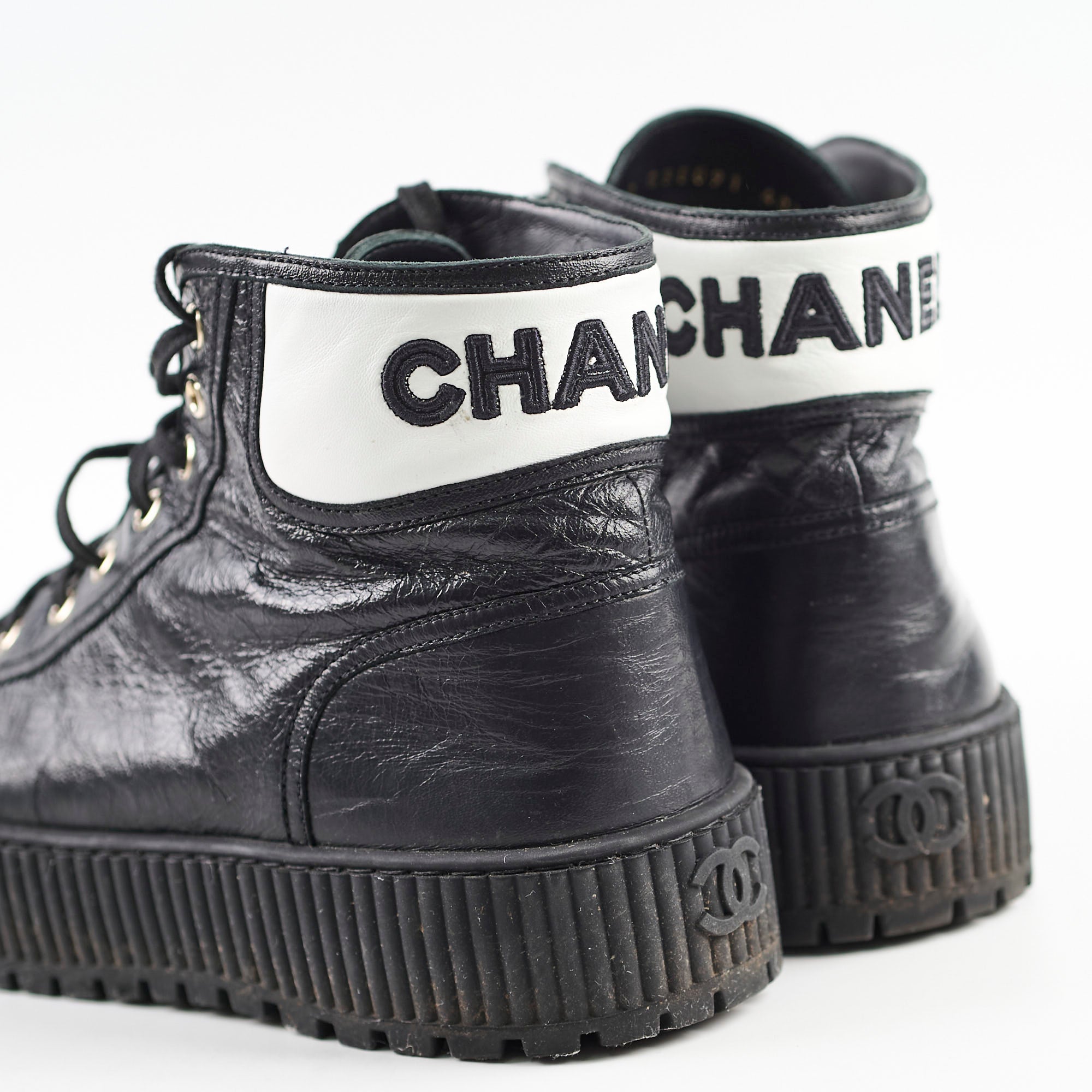Chanel Black Calfskin Cap Toe Lace Up Boots Size 40.5C - Luxury Women's Ankle Boots for Office, Party & Evening Wear
