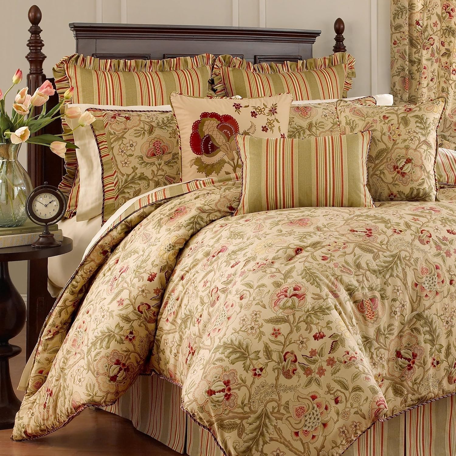 Waverly Imperial Dress Jacobean Floral Reversible 4-Piece Comforter Set - Soft All Season Bedding, Full/Queen Size, Antique Design for Cozy Bedroom Decor & Guest Room Styling