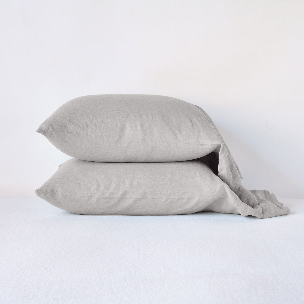 Premium 100% Linen Standard Pillowcase (Single) - Breathable & Hypoallergenic Bedding for Hot Sleepers & Sensitive Skin - Perfect for Home, Hotel, or Travel Use