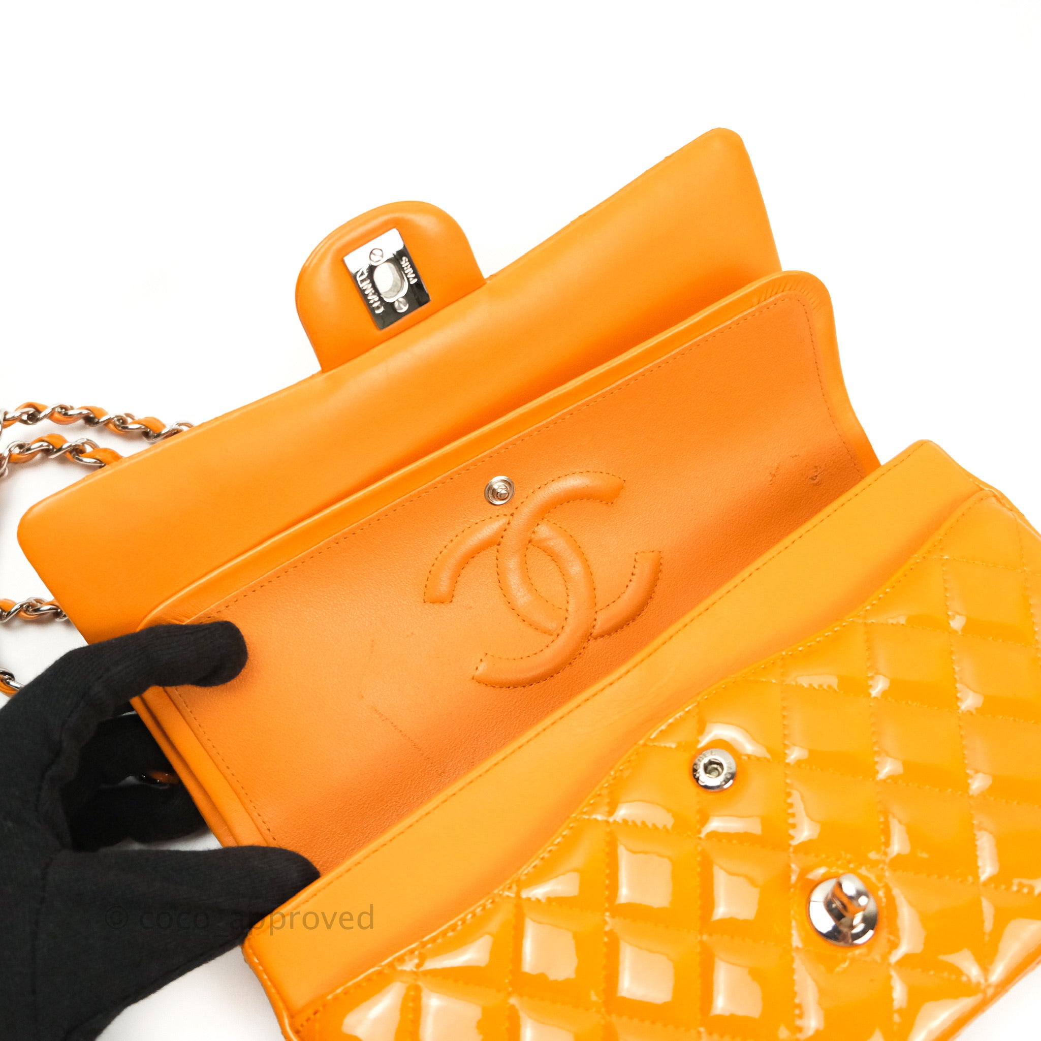 Chanel Classic M/L Medium Double Flap Bag in Orange Patent Leather with Silver Hardware - Perfect for Evening Events & Luxury Fashion Accessories