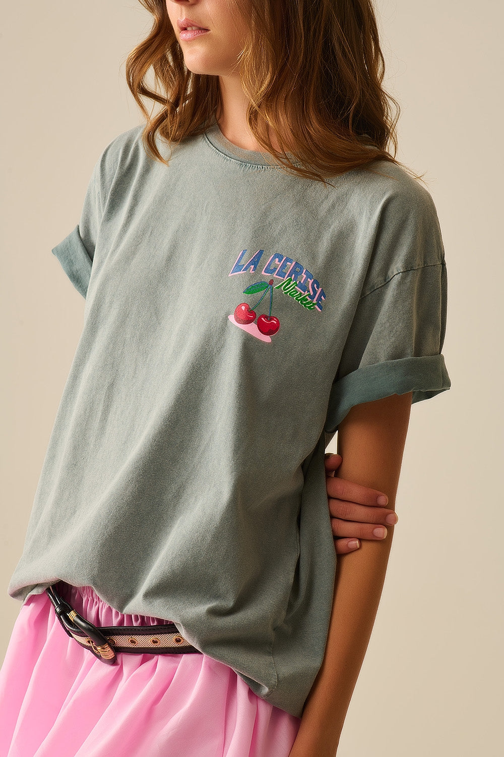 Premium Italian Made Graphic T-Shirt in Grey - La Cerise Market Saint Tropez Design | Casual Wear, Street Style & Vacation Outfits