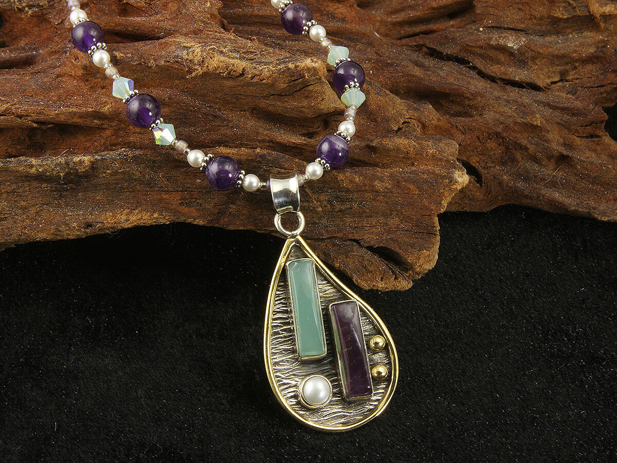 Amethyst Gemstone Pearl Two-Toned Necklace for Women - Elegant Purple & White Jewelry for Gifts, Parties & Special Occasions