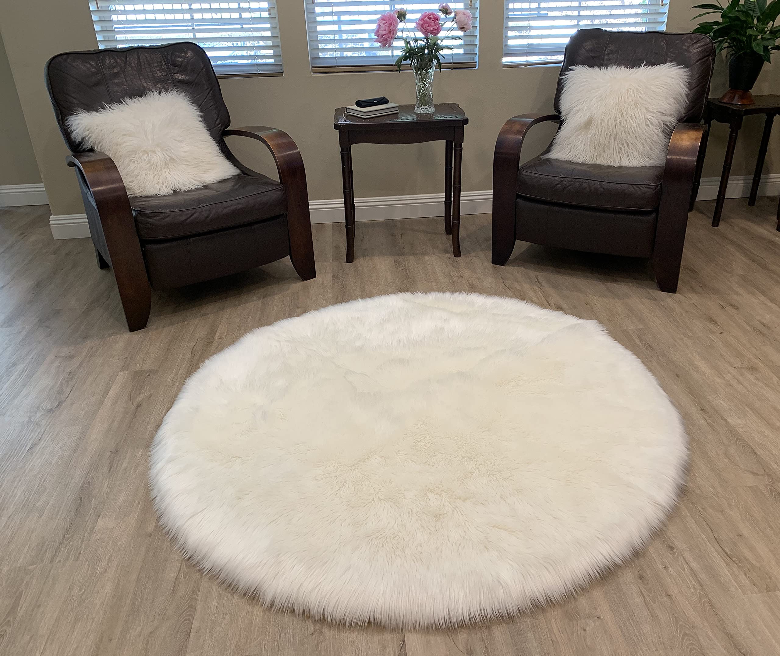 LAMBZY Faux Sheepskin Rug - Super Soft Hypoallergenic Round Shag Carpet for Living Room, Nursery, Bedroom & Sofa - Plush & Silky Texture (3'6