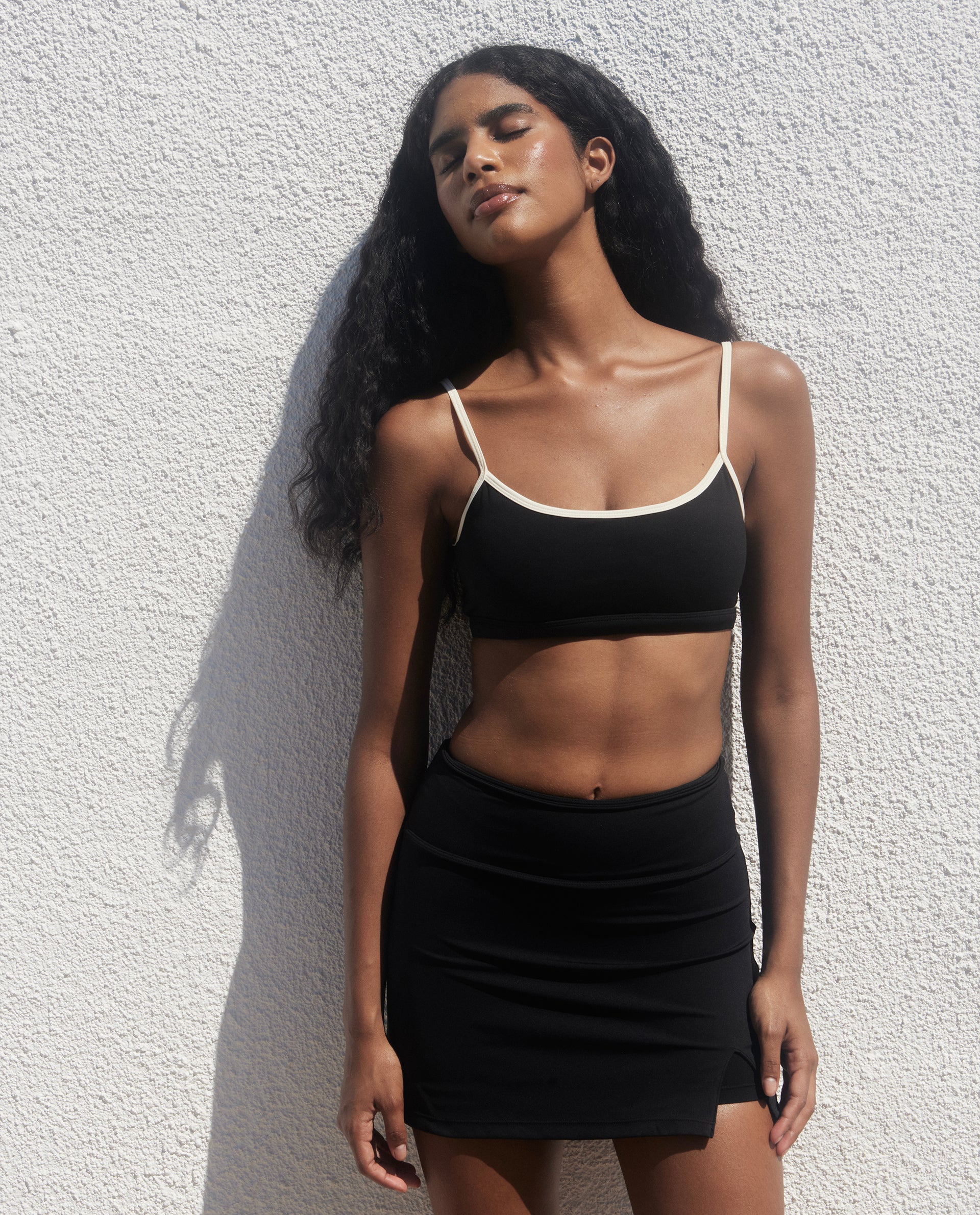 Ultimate Contrast Strap Scoop Bra - Black & Cream | Sexy Lace Underwire Push Up Bra for Women | Perfect for Date Night & Special Occasions